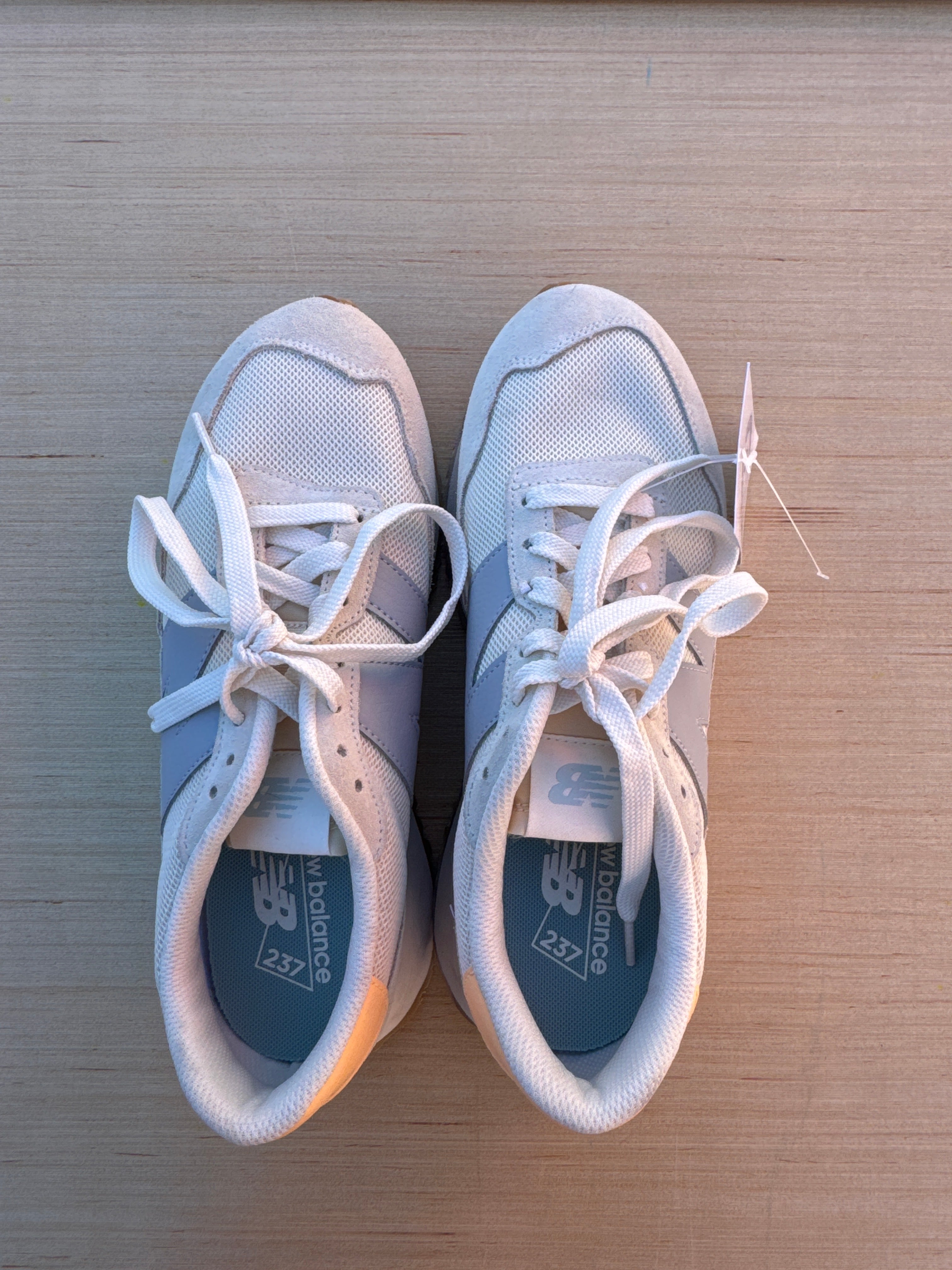 cream blue new balance 237 sneakers, 8 women’s