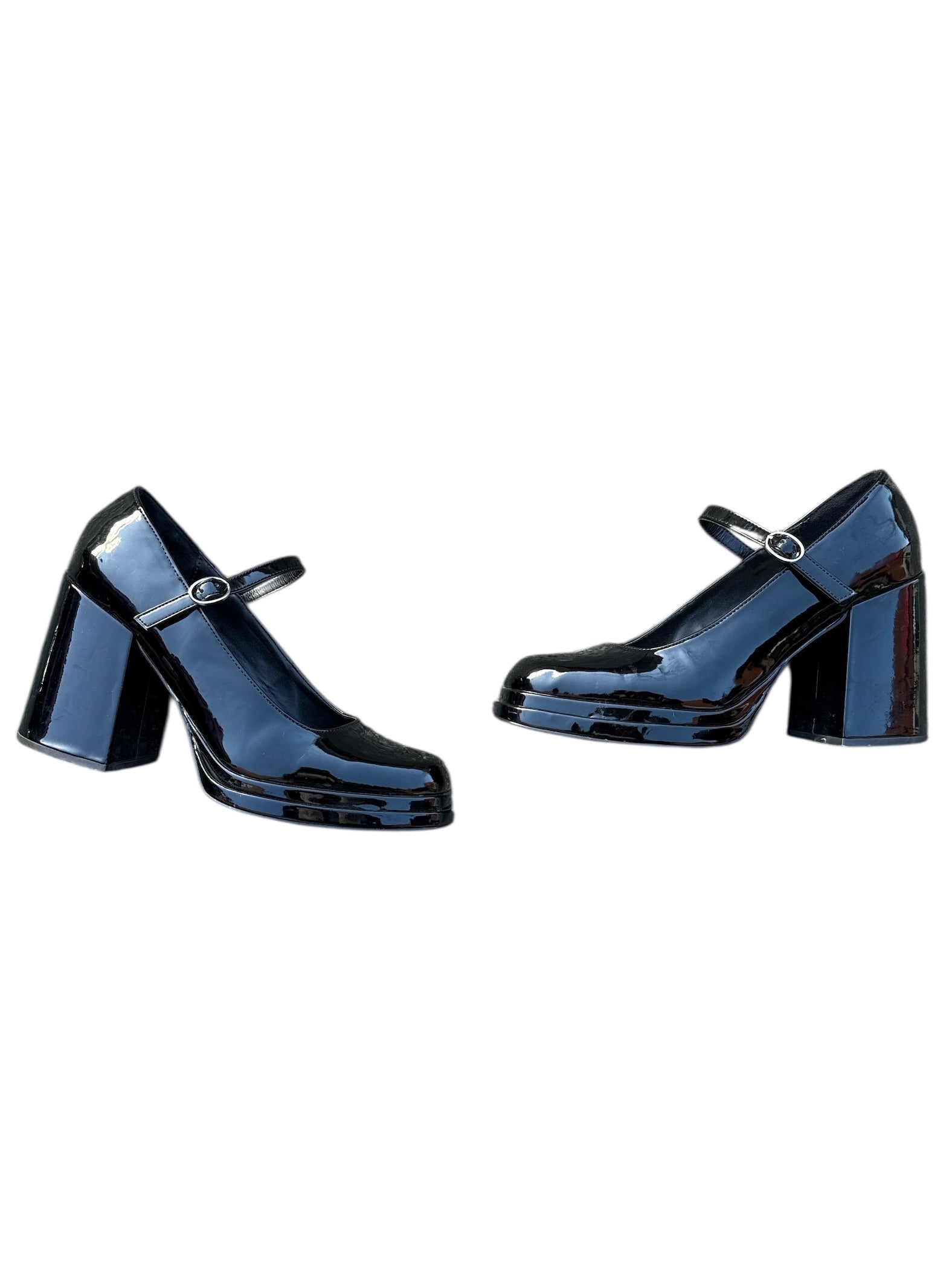 Black Steve Madden Patent Mary Jane’s, 9.5W