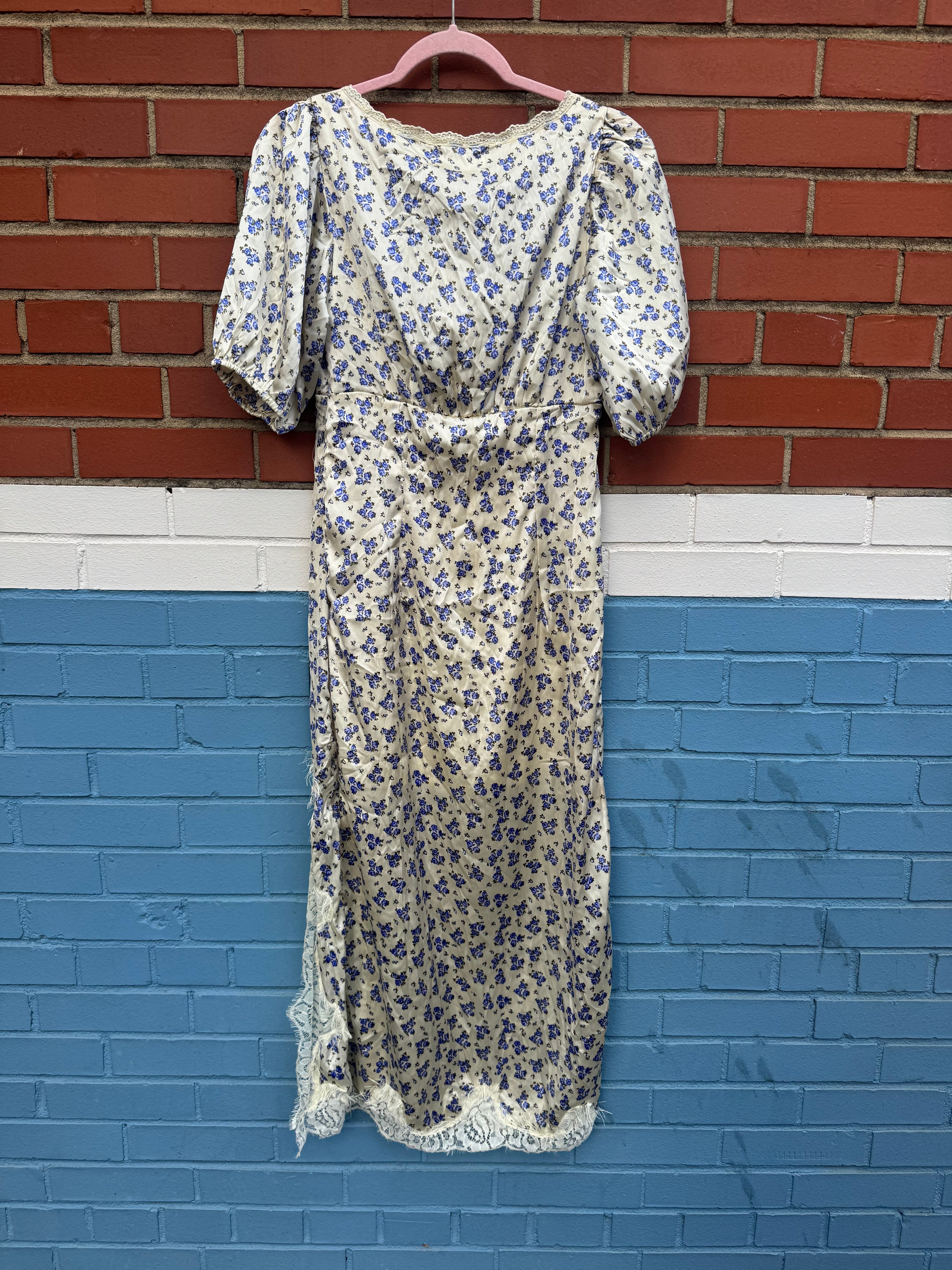 cream blue urban outfitters nwt floral silky dress w lace, s