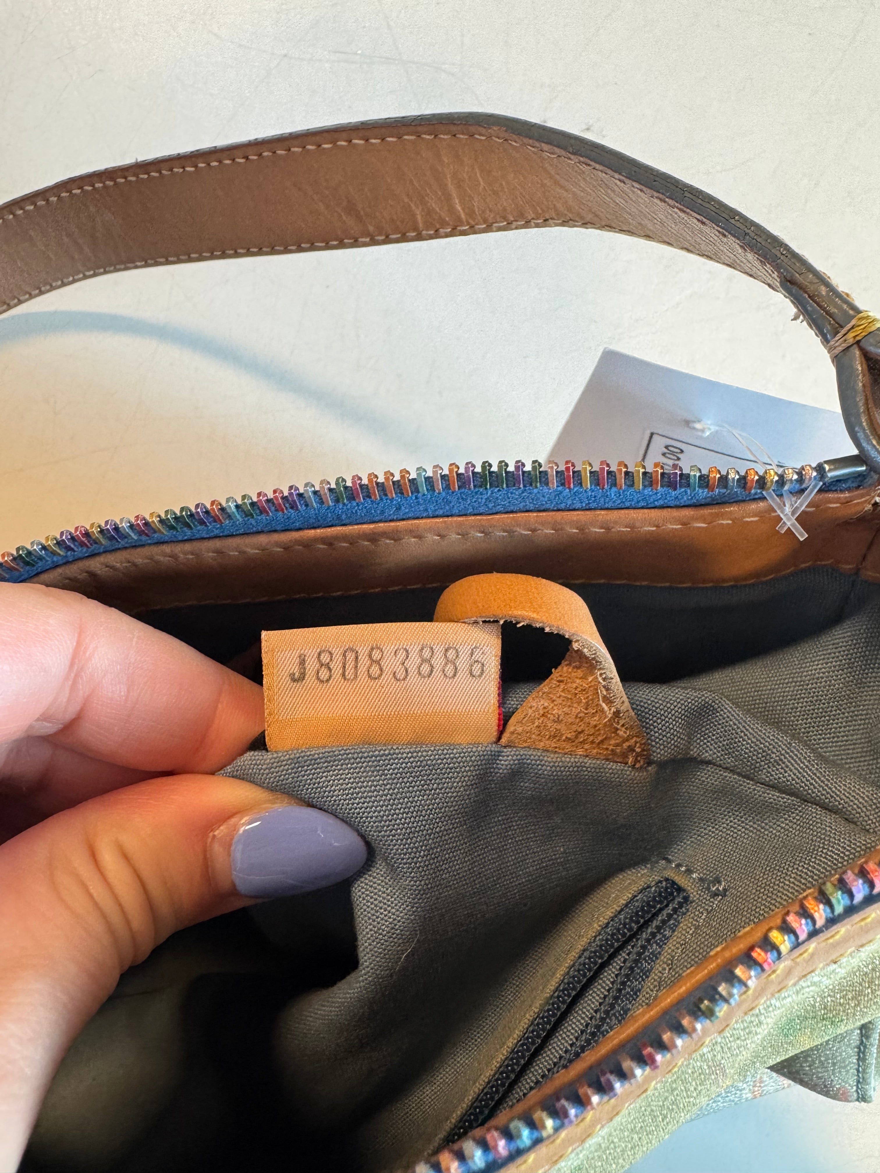 dooney & bourke branded pocket bag