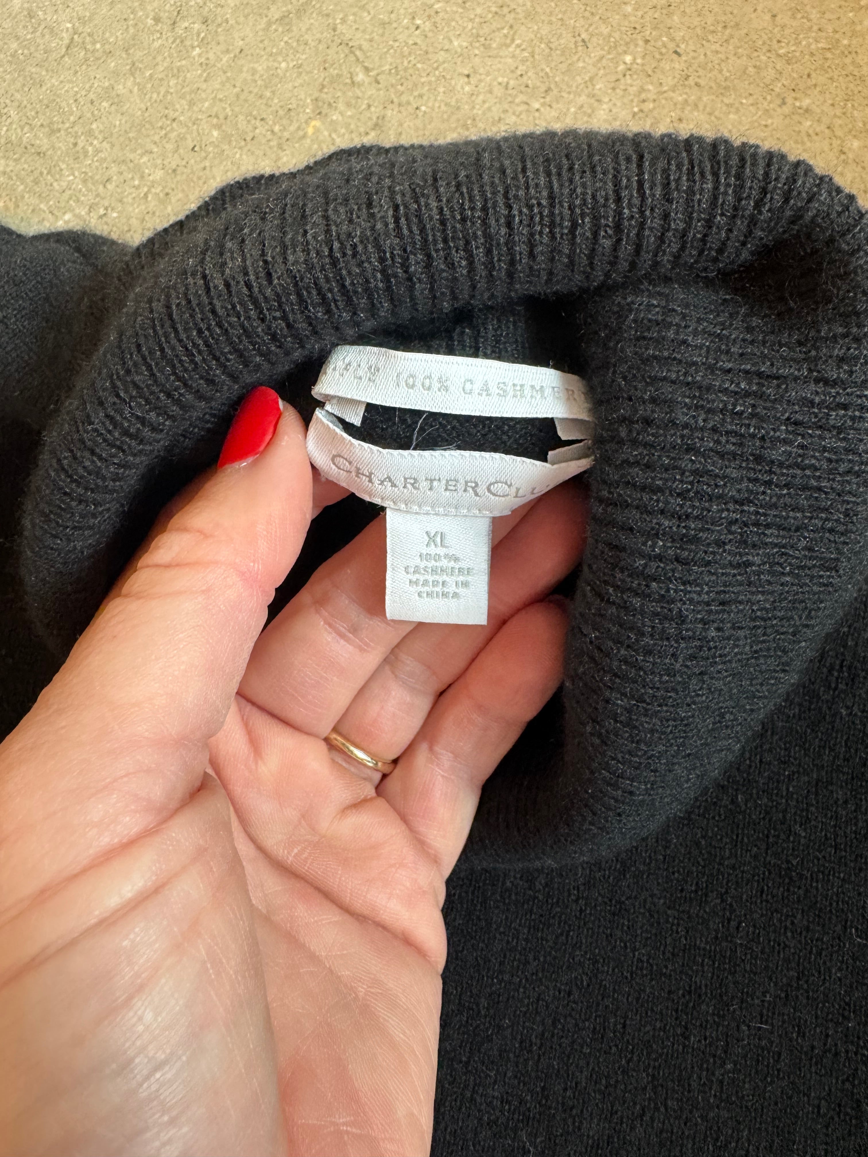Black Charter club 100% cashmere turtleneck, XL