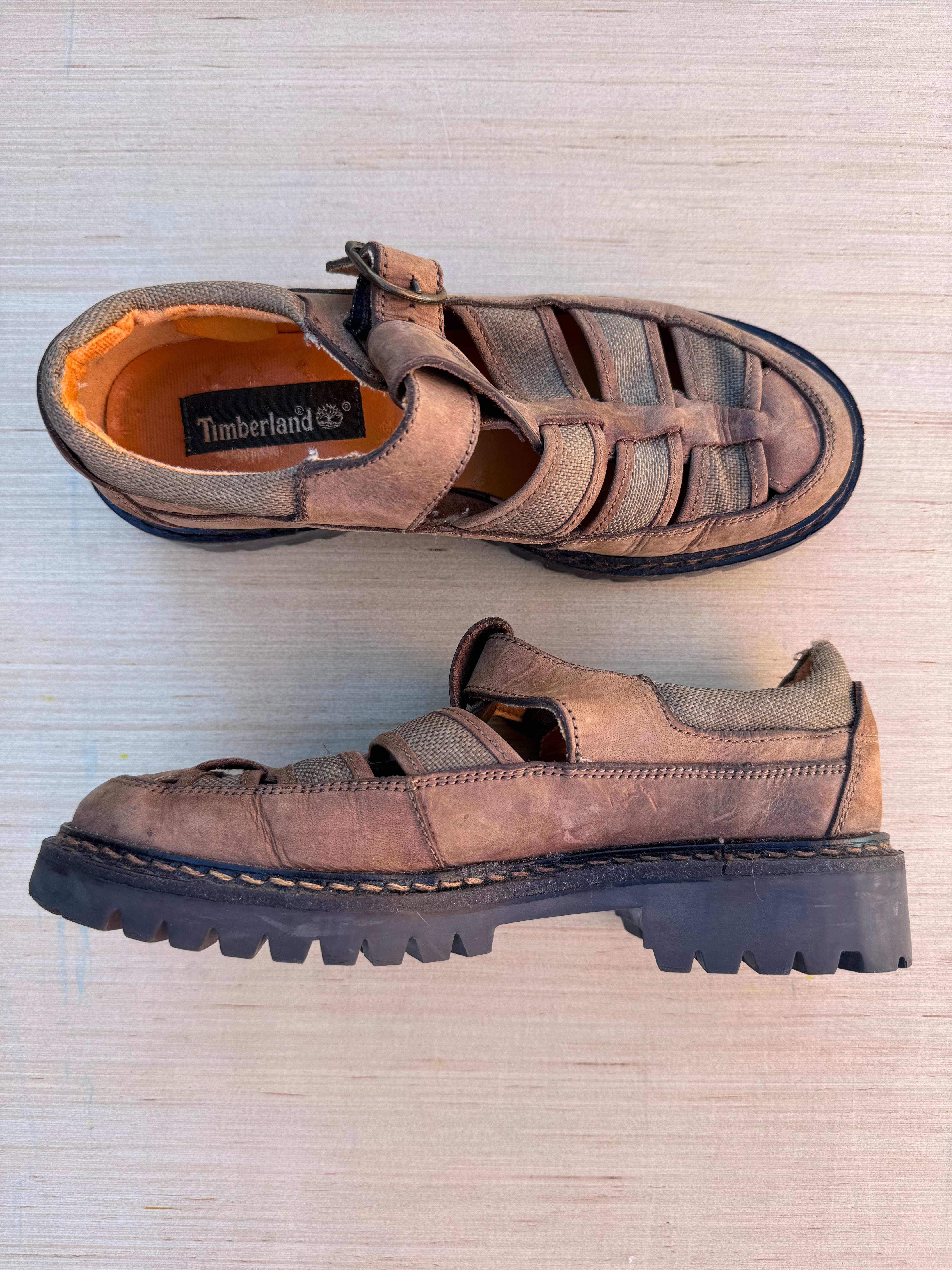Brown Timberland Vtg fisherman shoes, 7