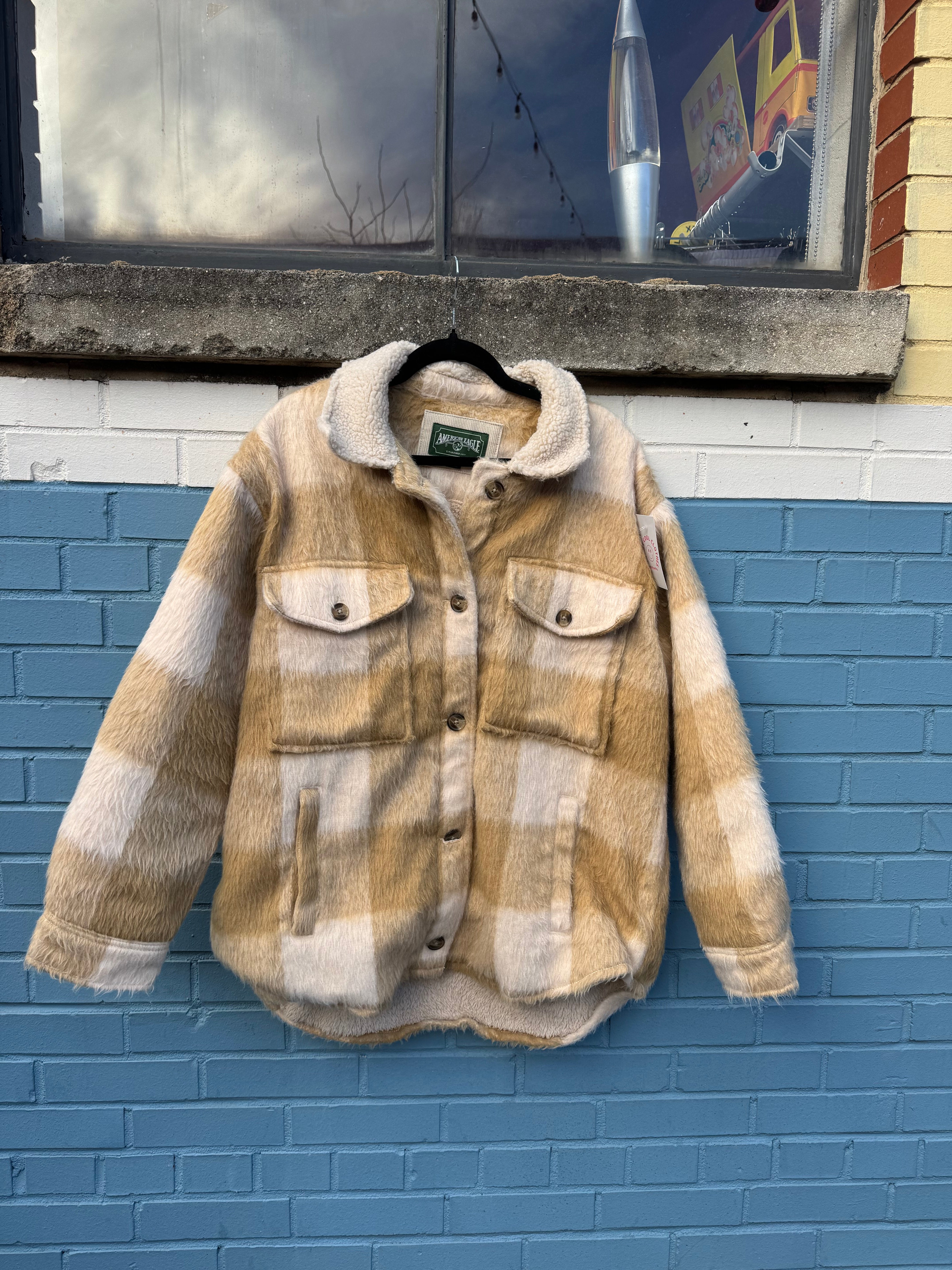 beige cream american eagle teddy lined plaid fur jacket, L