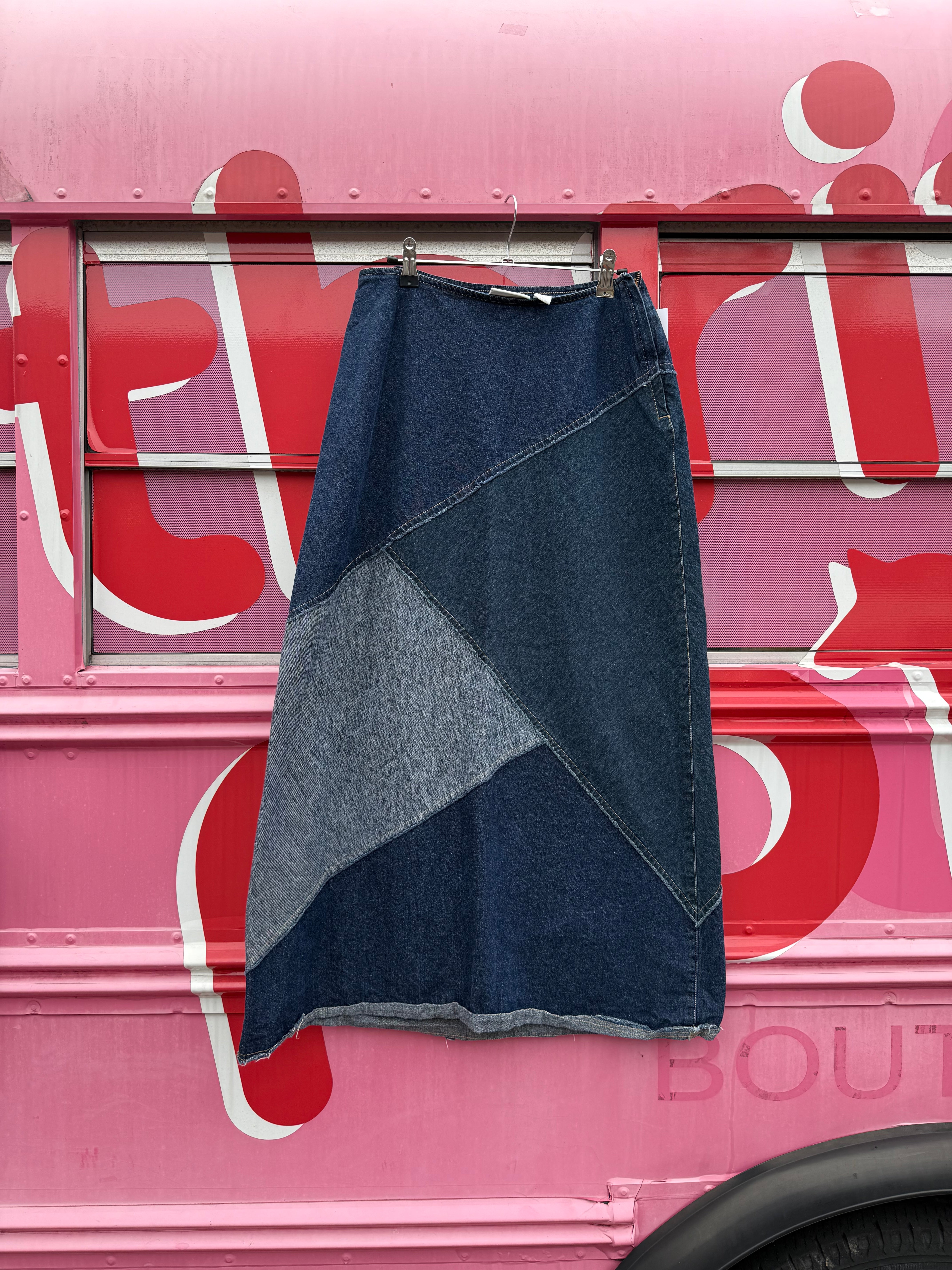 blue Liz claiborne denim patchwork skirt, 10