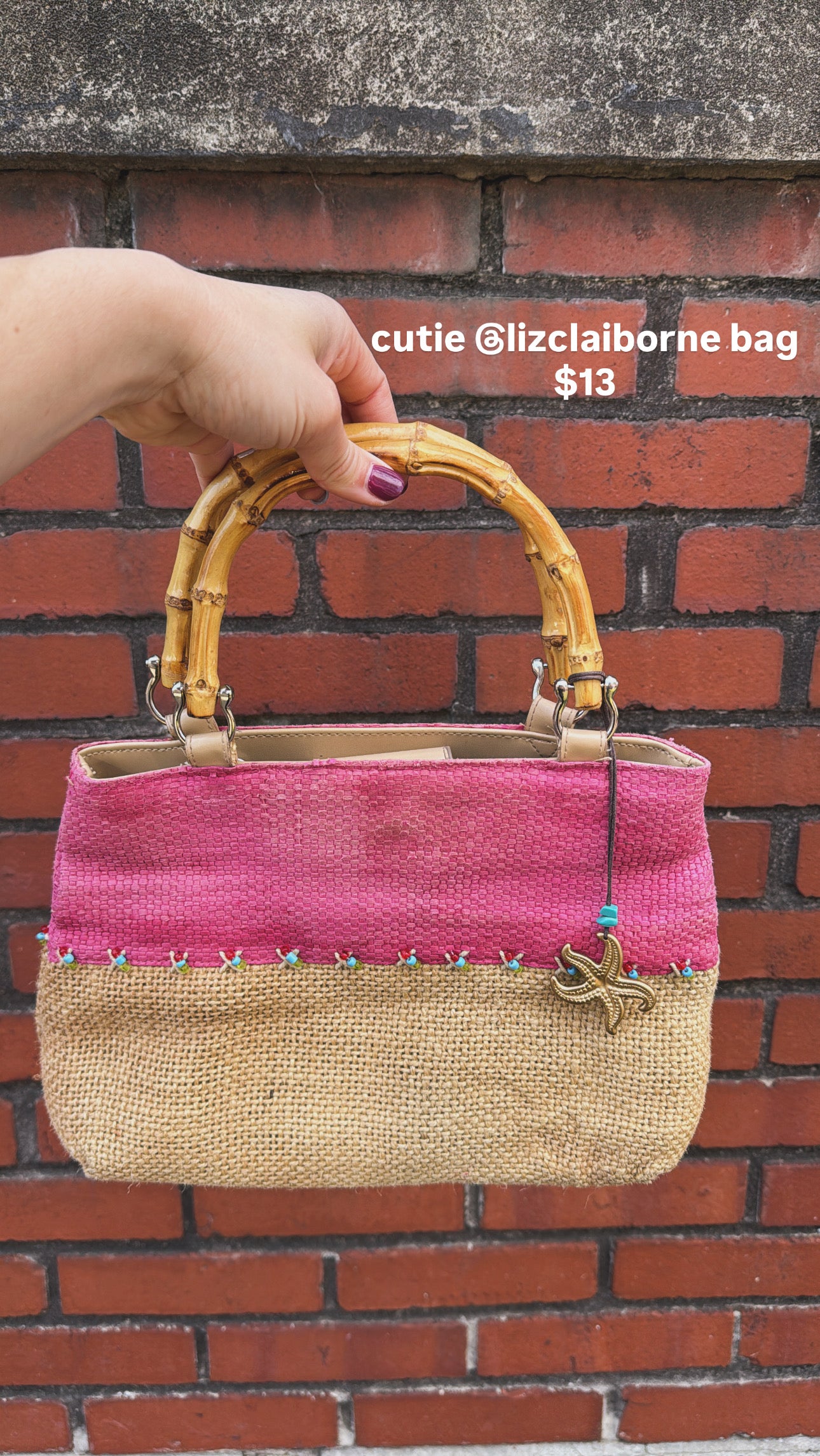 pink tan liz claiborne woven bag with bamboo handles