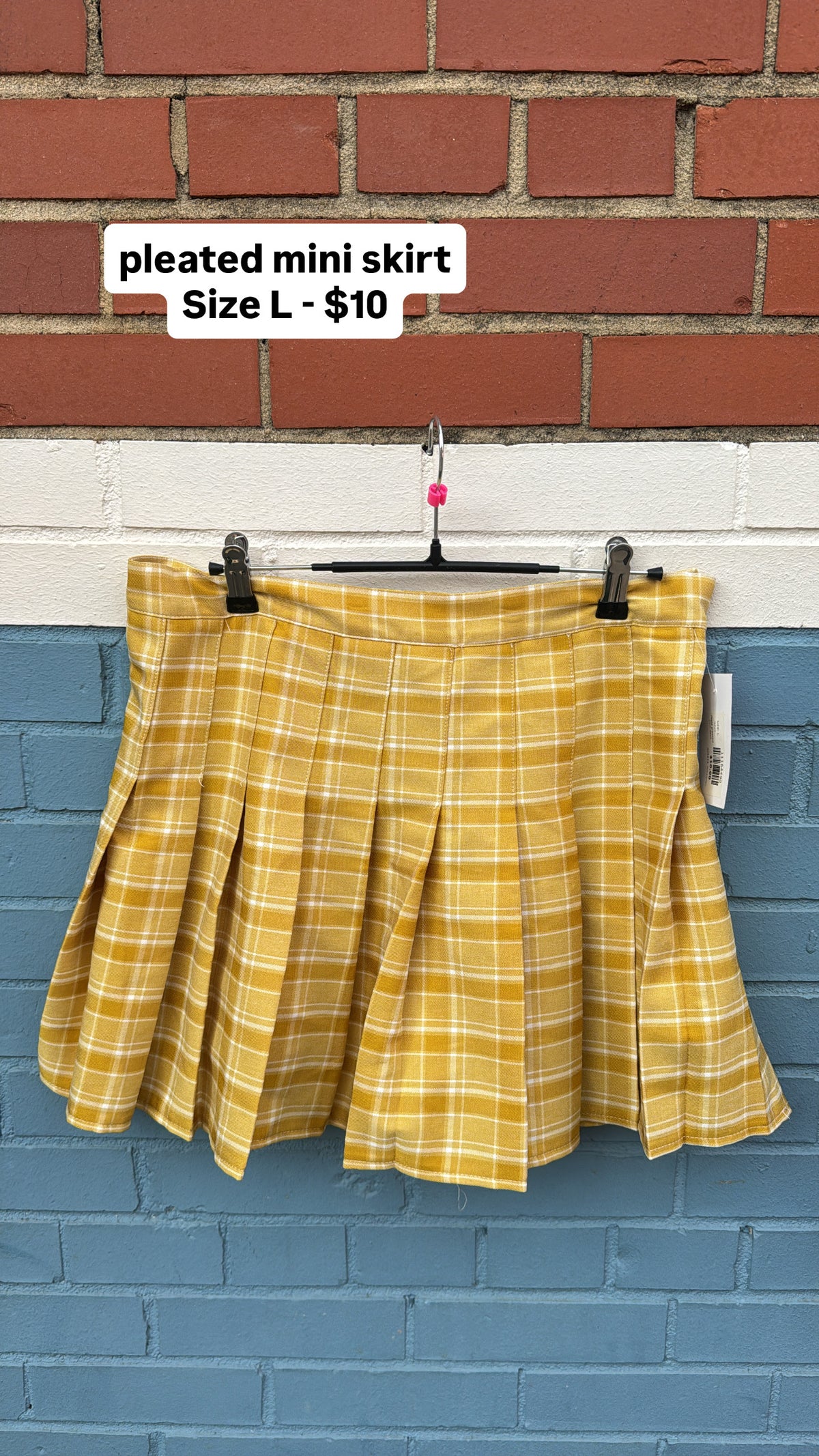 Yellow  Plaid pleated mini skirt, L