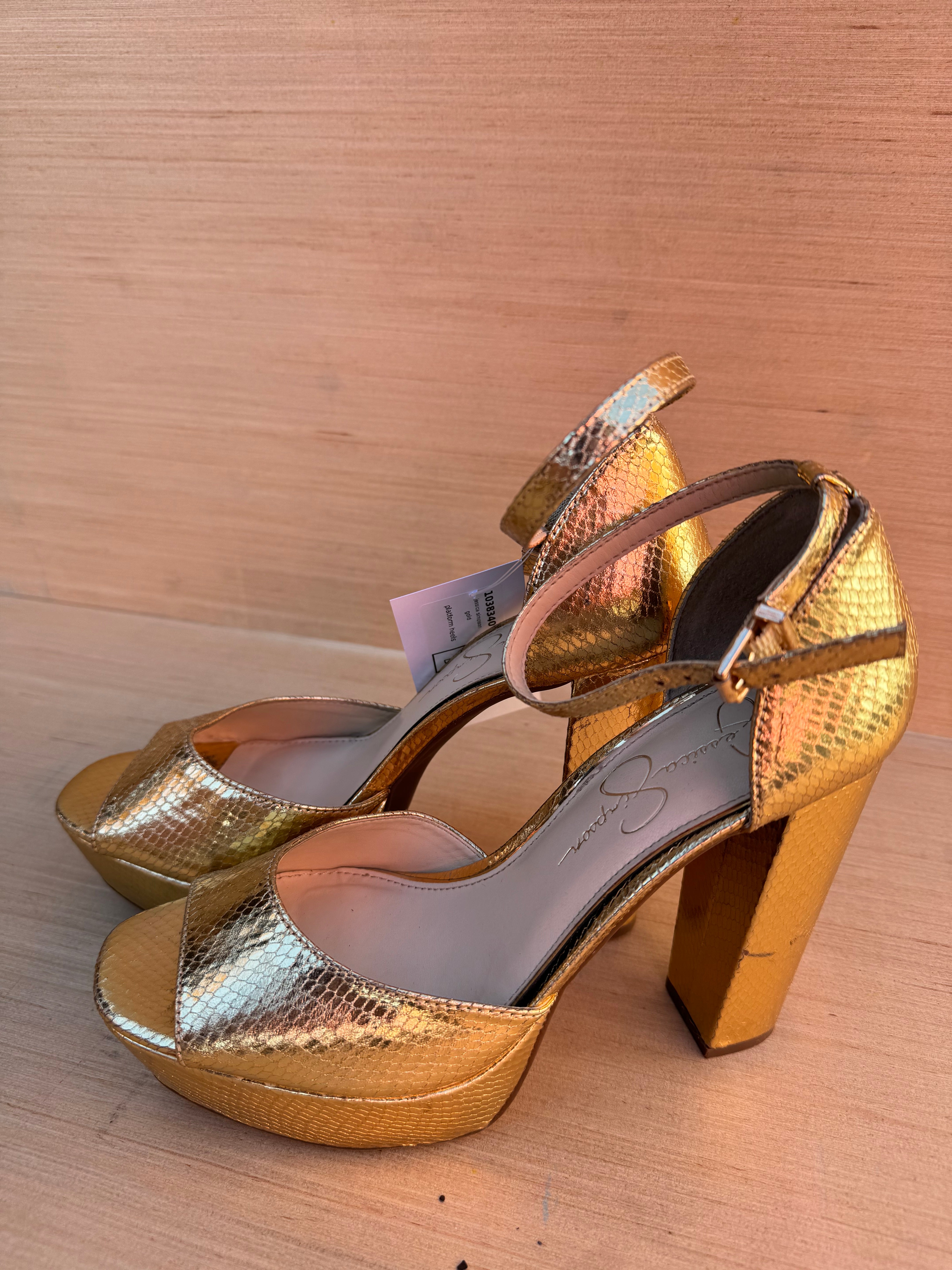 gold jessica simpson platform heels, 9