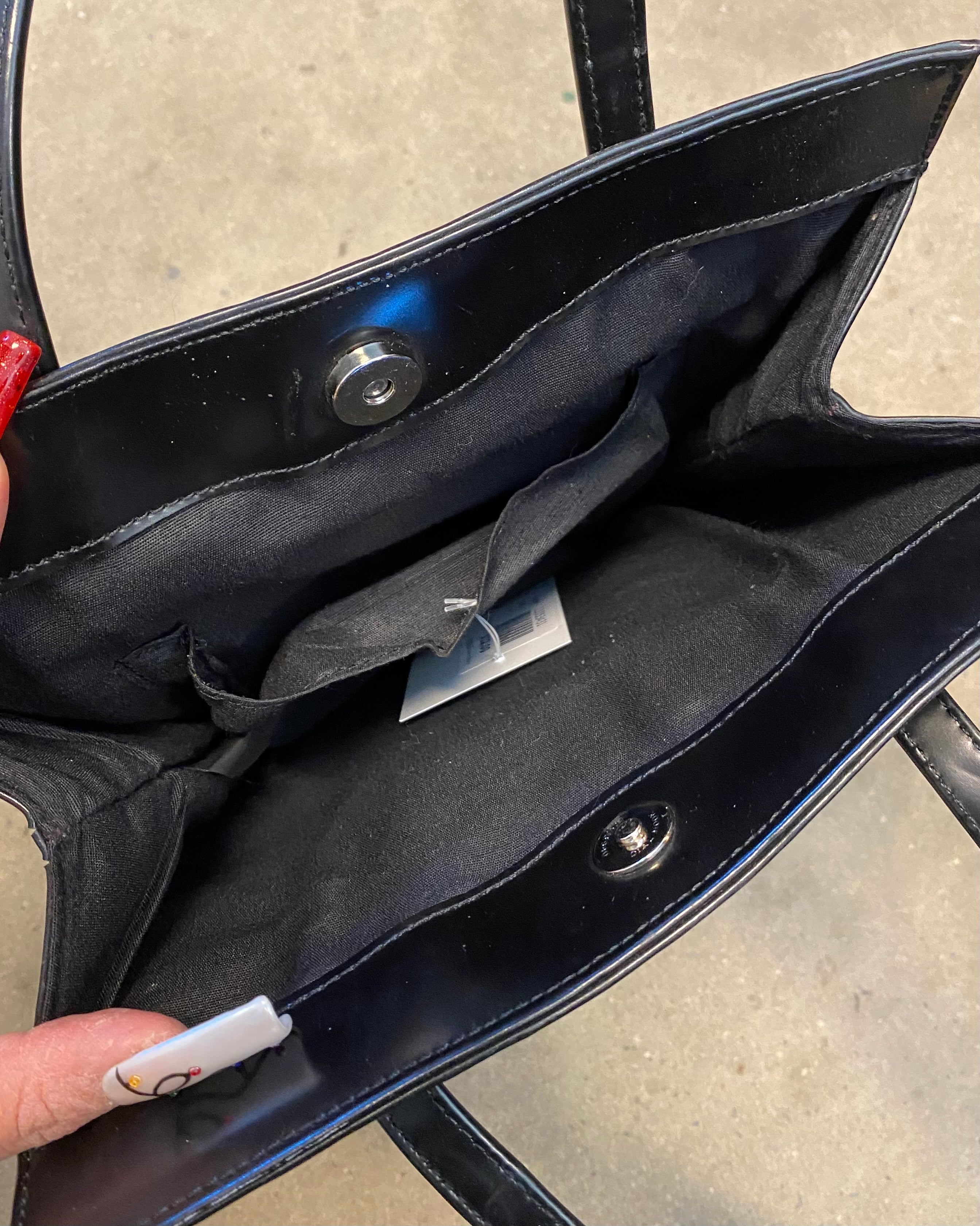 black guess long purse