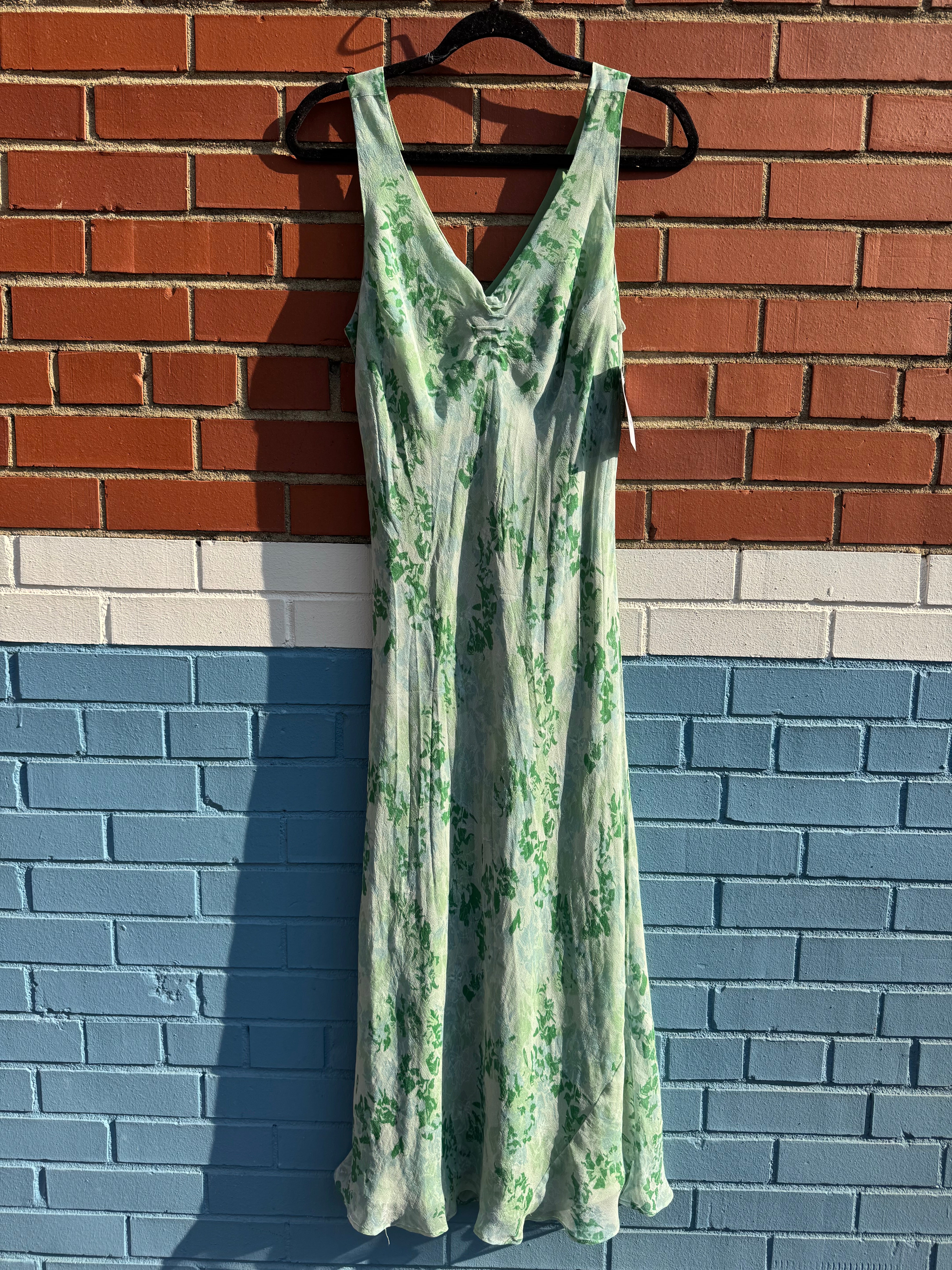 green ice silk patterned maxi, 12 (fits like M)
