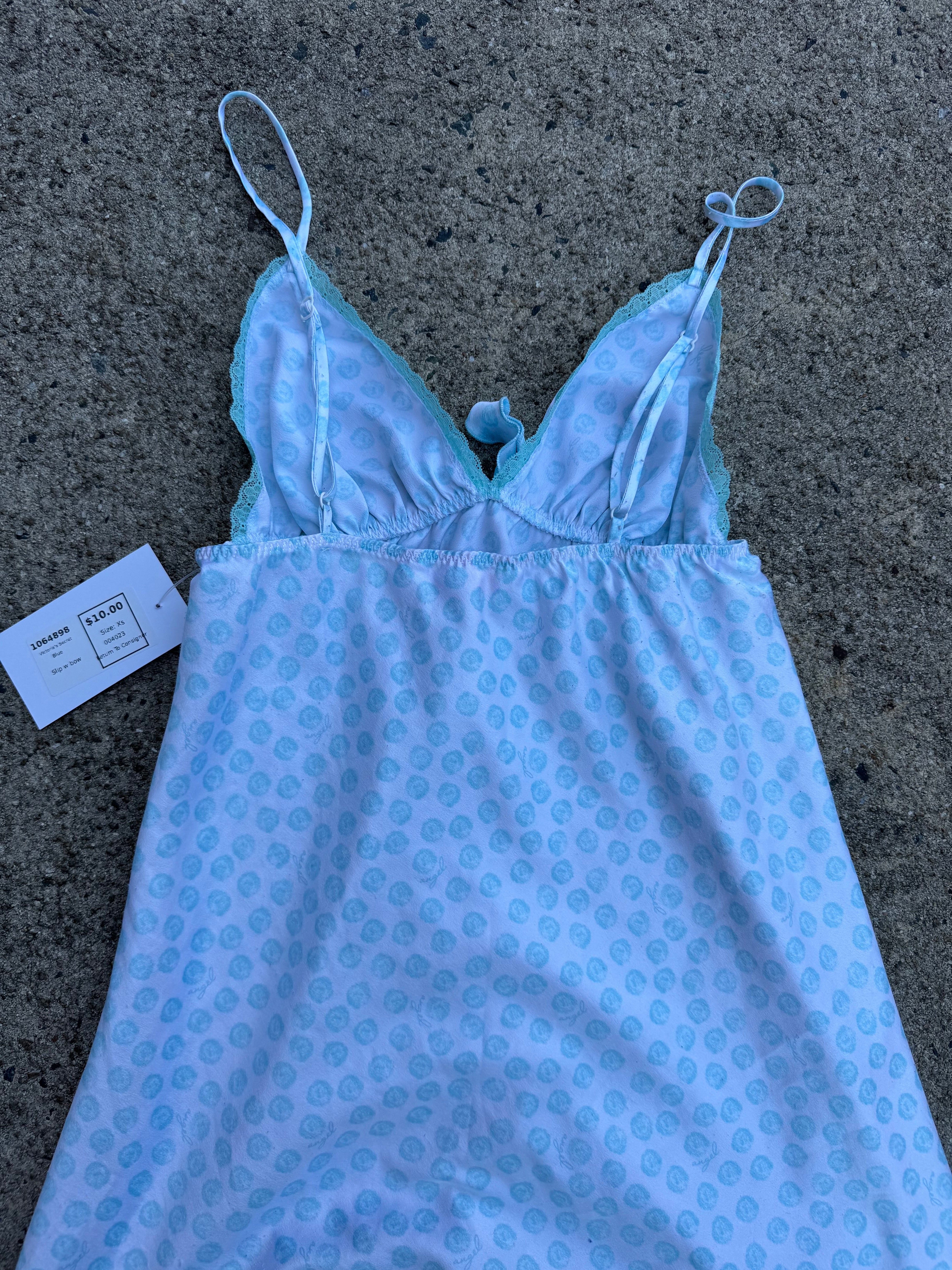 Blue Victoria’s Secret Slip w bow, Xs