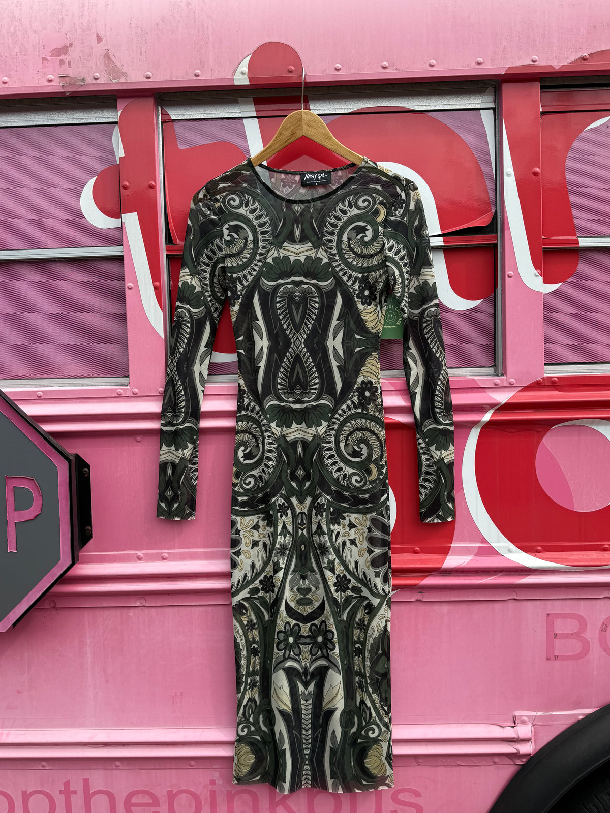green nasty gal dress multi patter sheer mesh ls dress, s kuchipidi taragam plate Indian wedding props