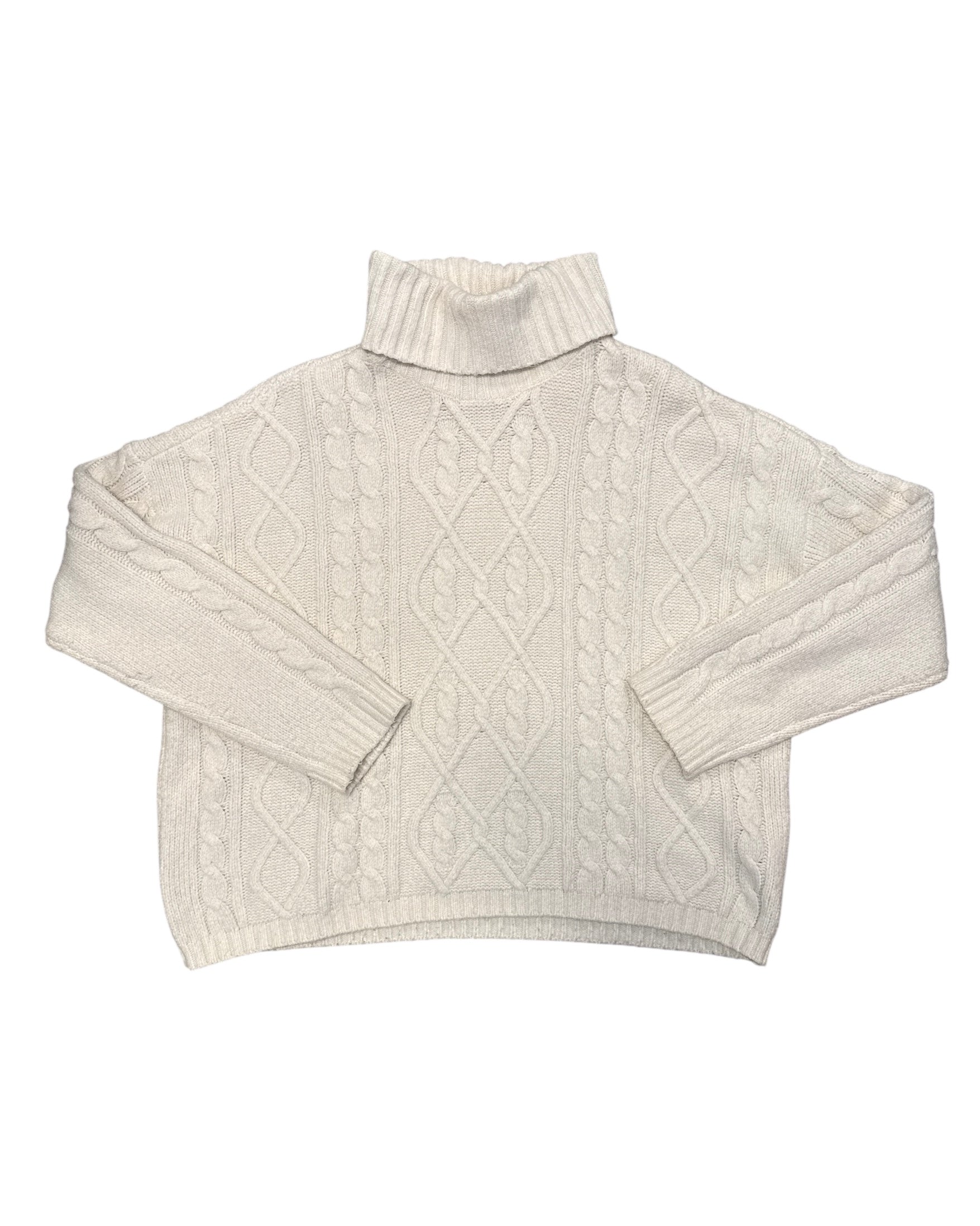 White Abercrombie Cable knit turtleneck sweater, M