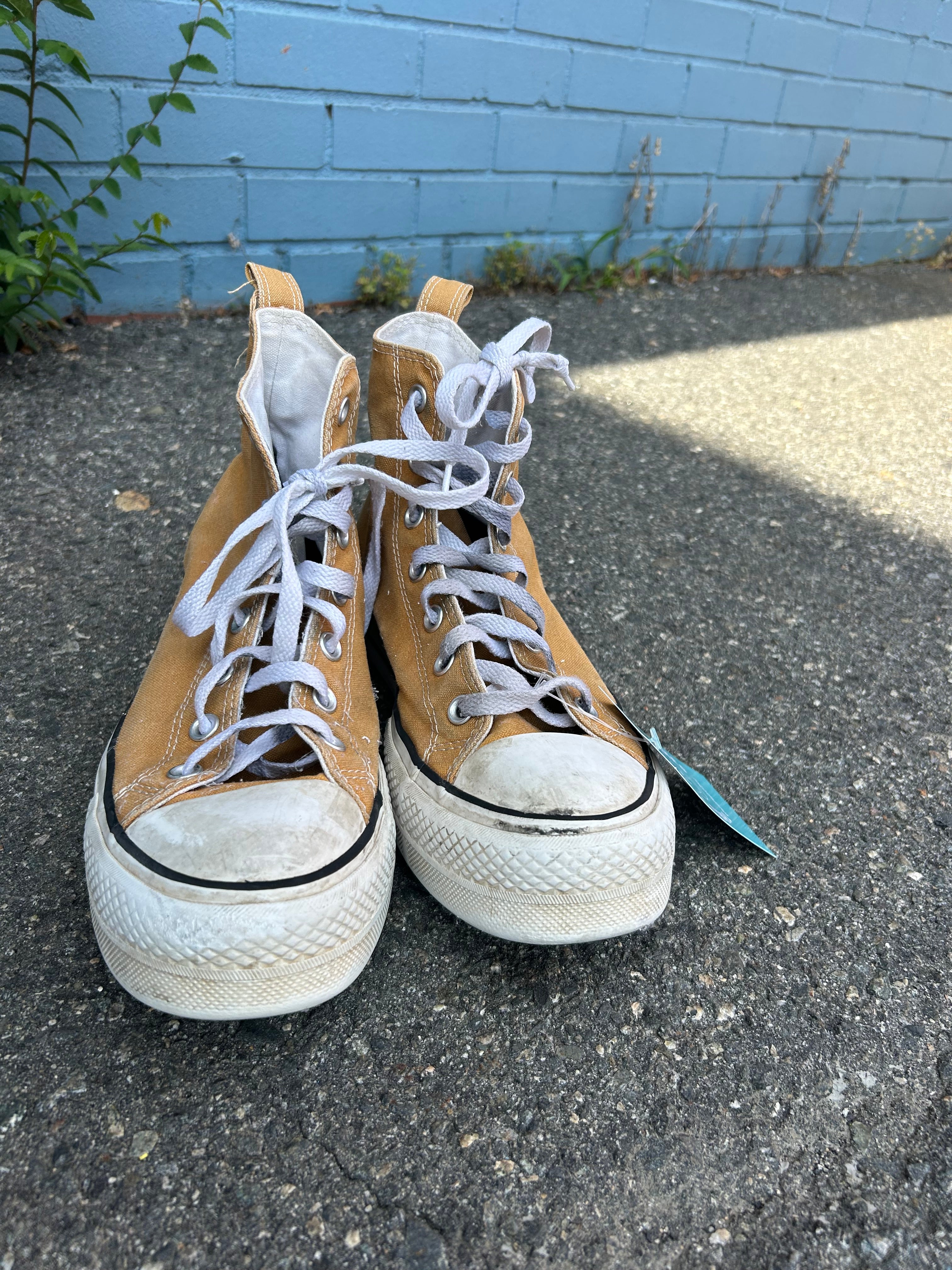 brown Converse hi top sneakers, 9womens