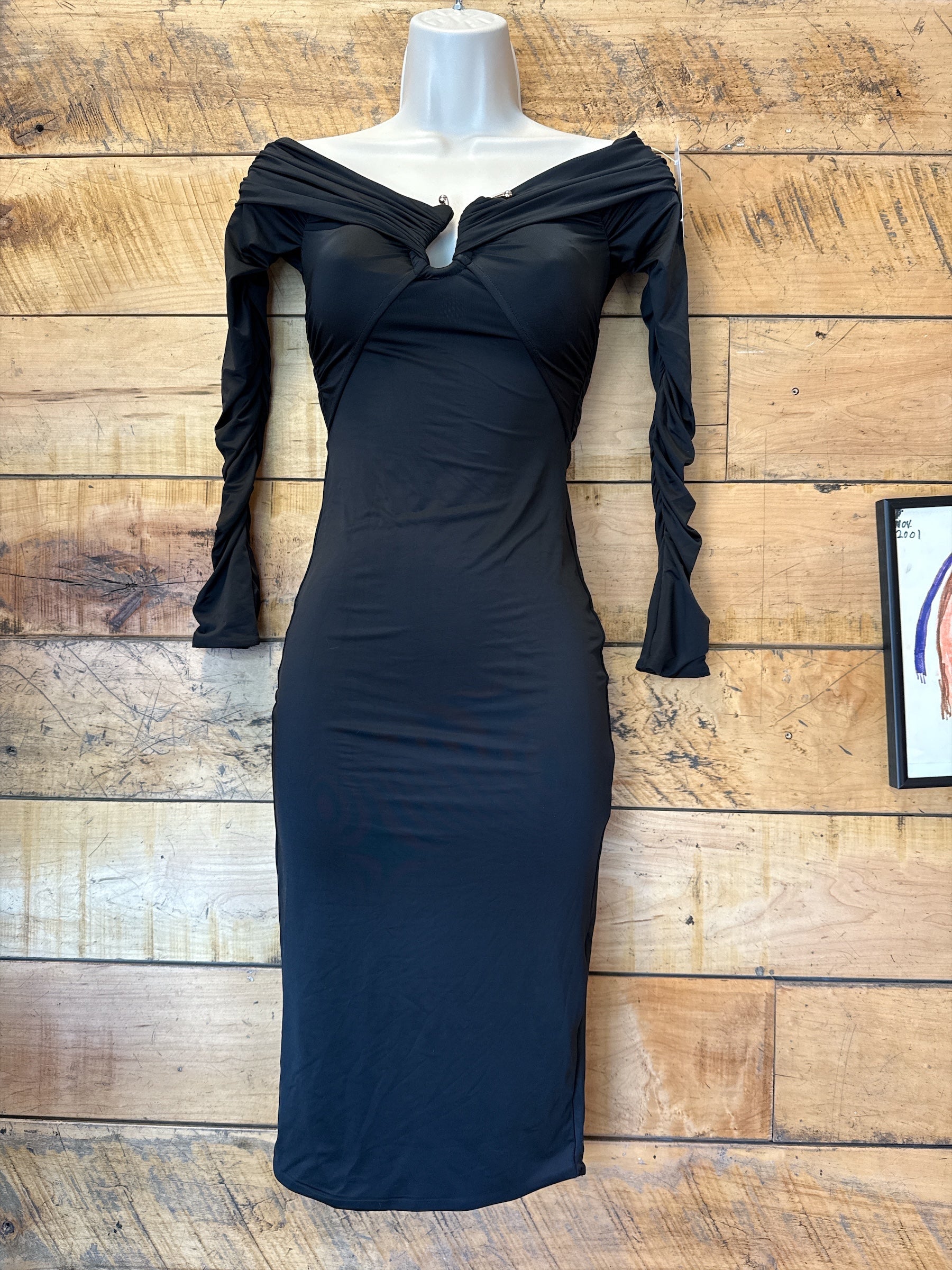black oh polly slinky keyhole midi, 2