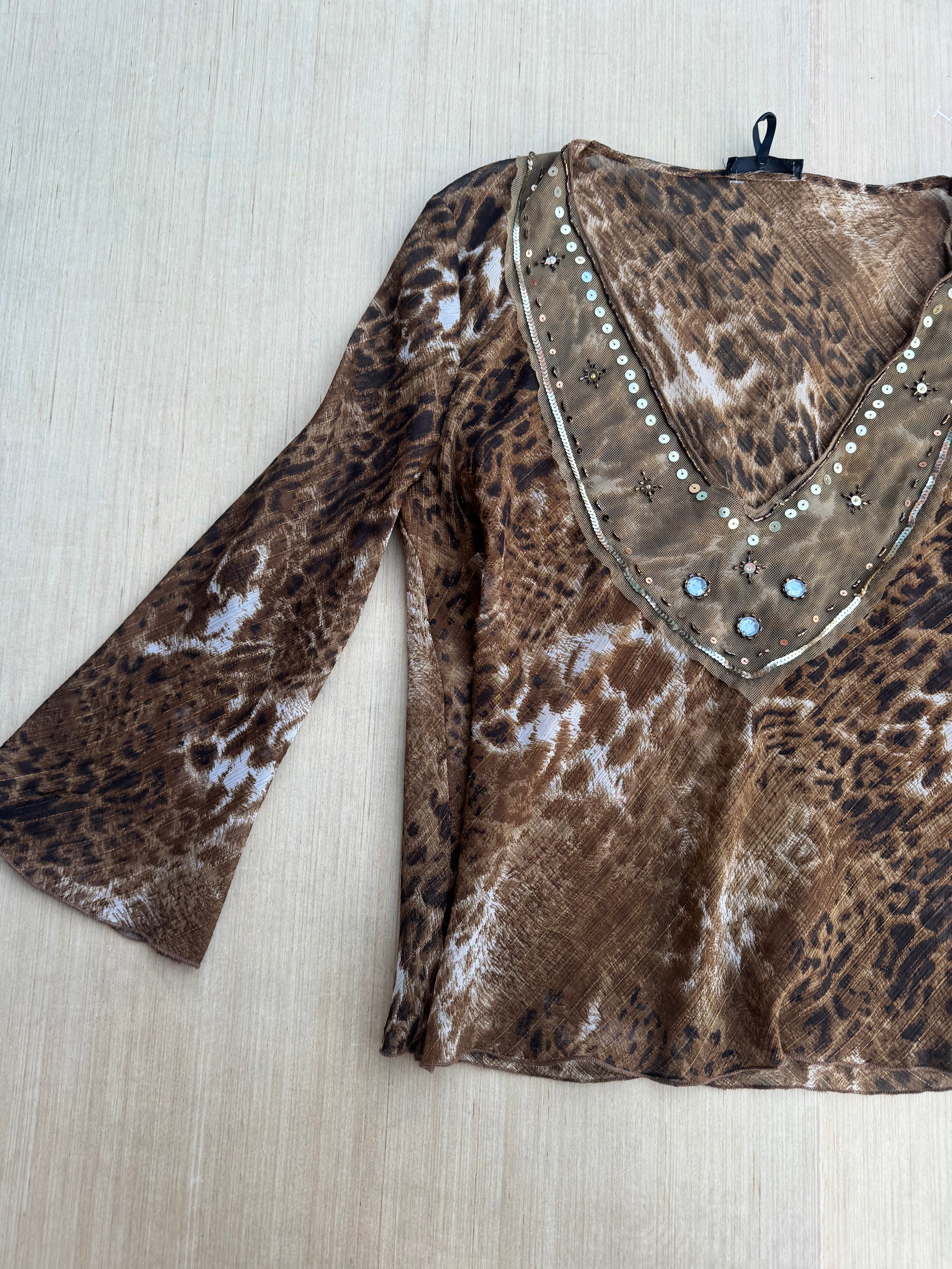 brown daisy fuentes sheer cheetah blouse, L