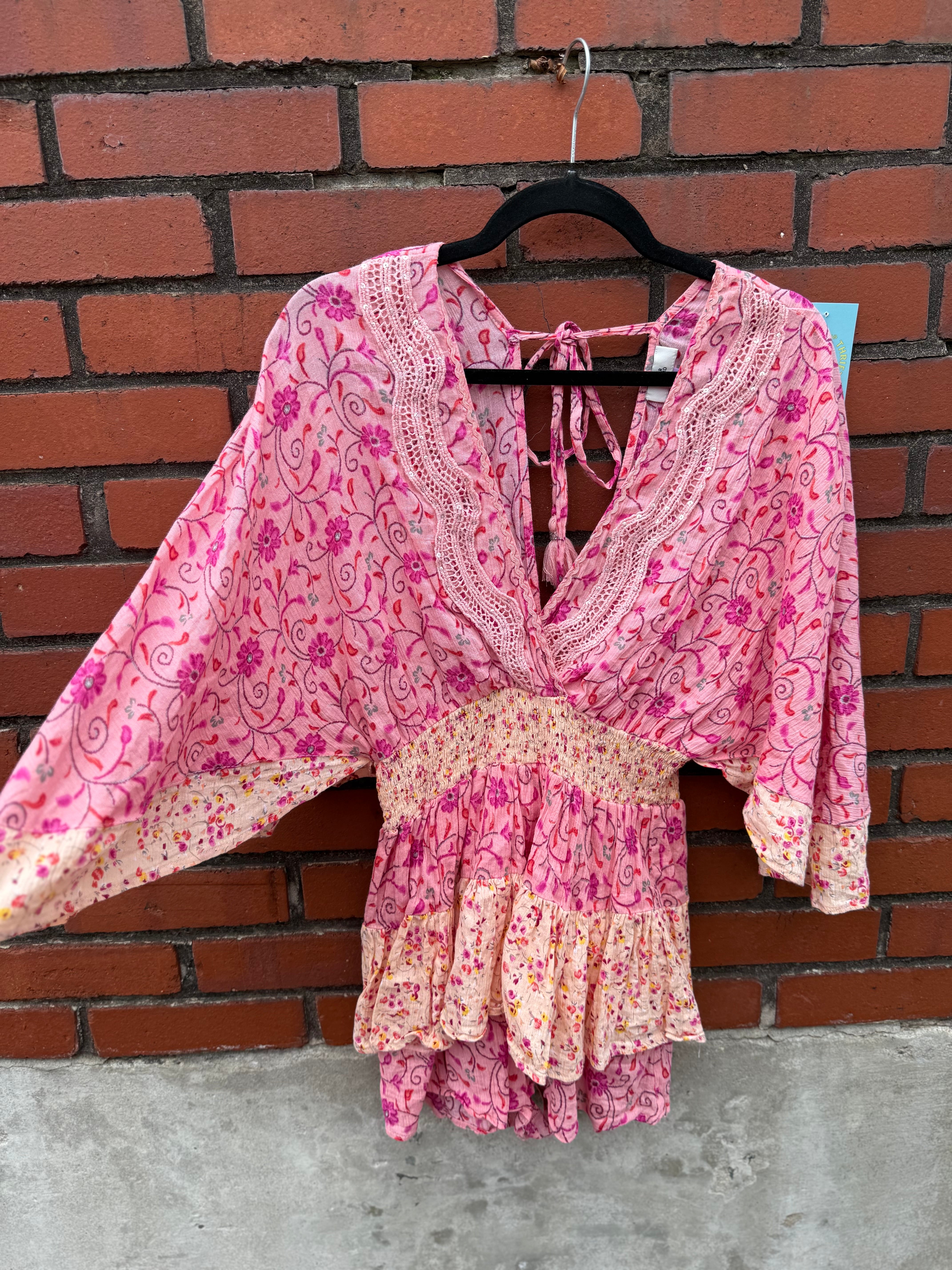 Peach River island floral batwing romper with sequin detail, Xs/s