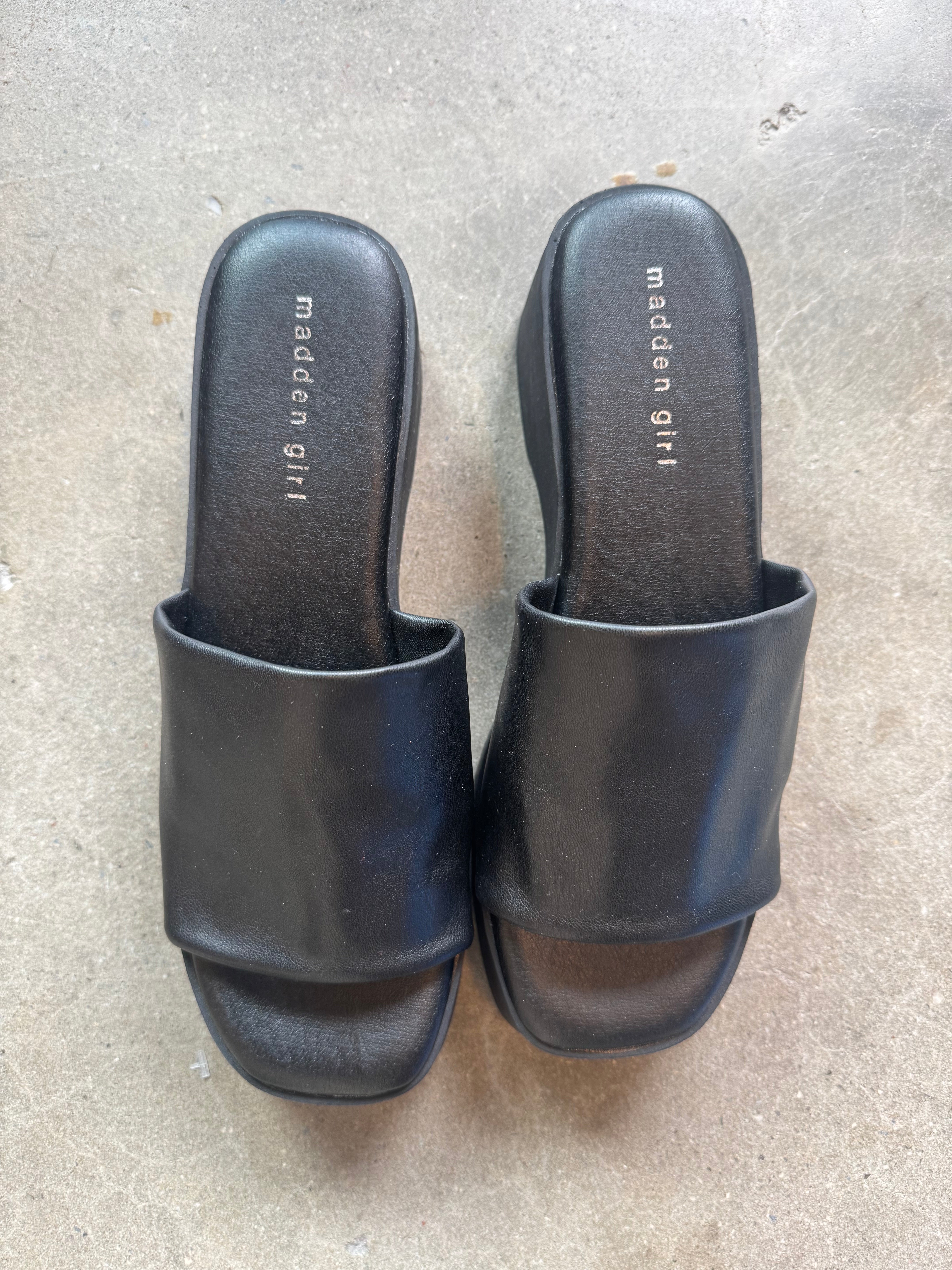 Black Madden girl Cutie sandal, 8.5