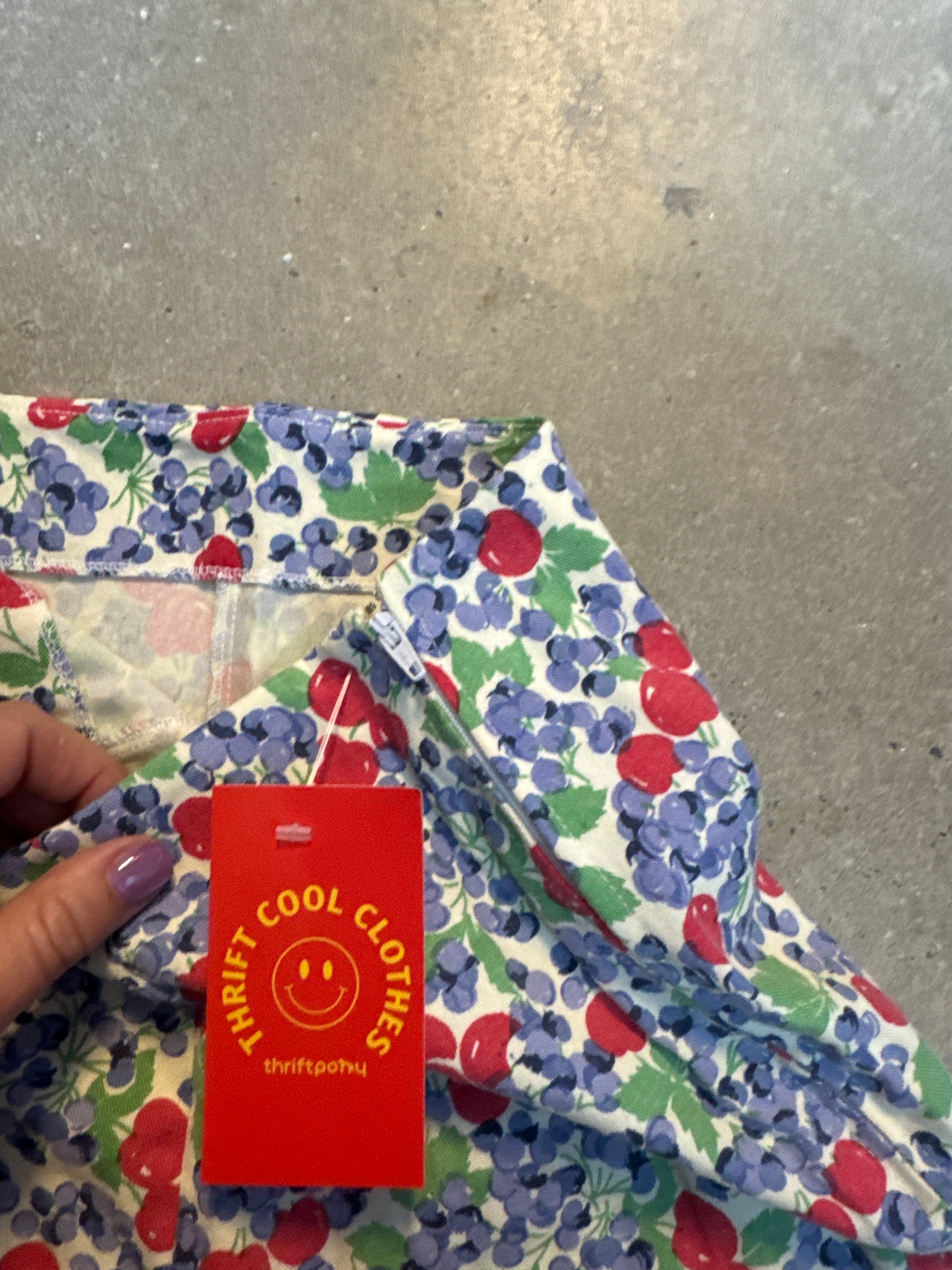 white red green blue  vtg fruit shorts, s