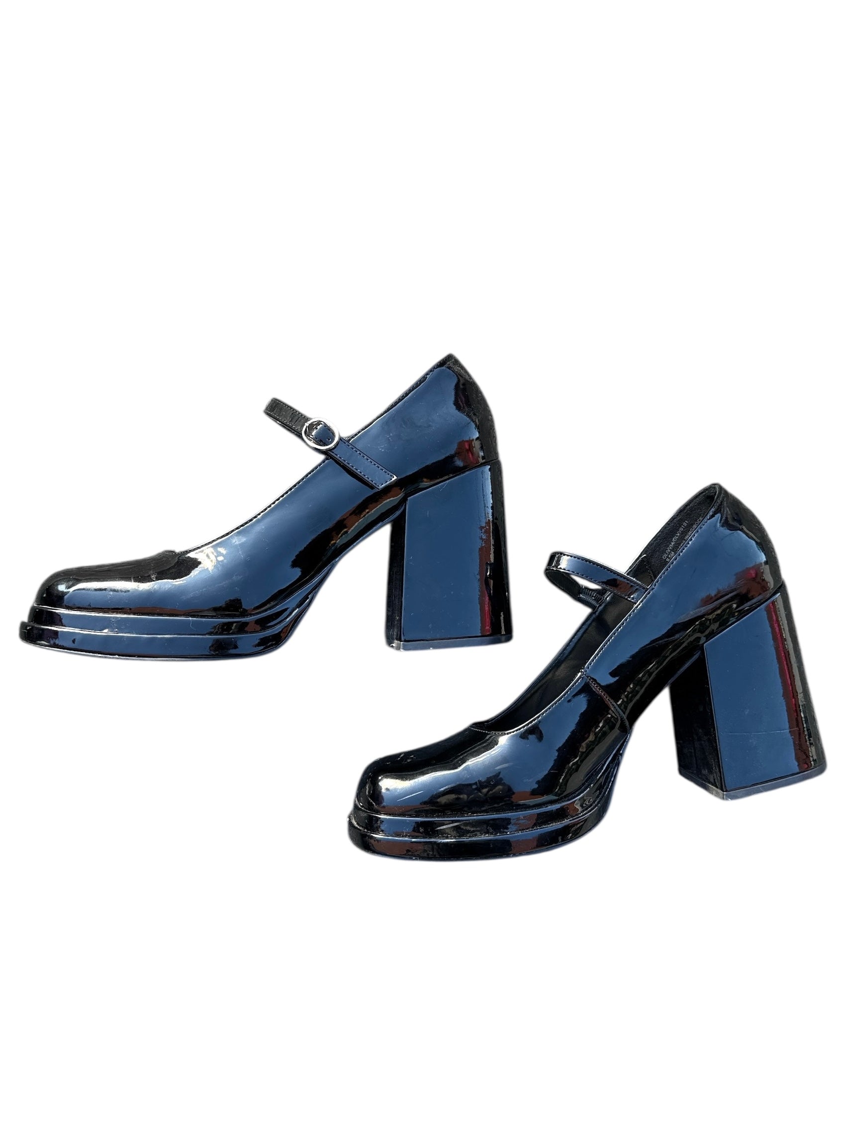 Black Steve Madden Patent Mary Jane’s, 9.5W