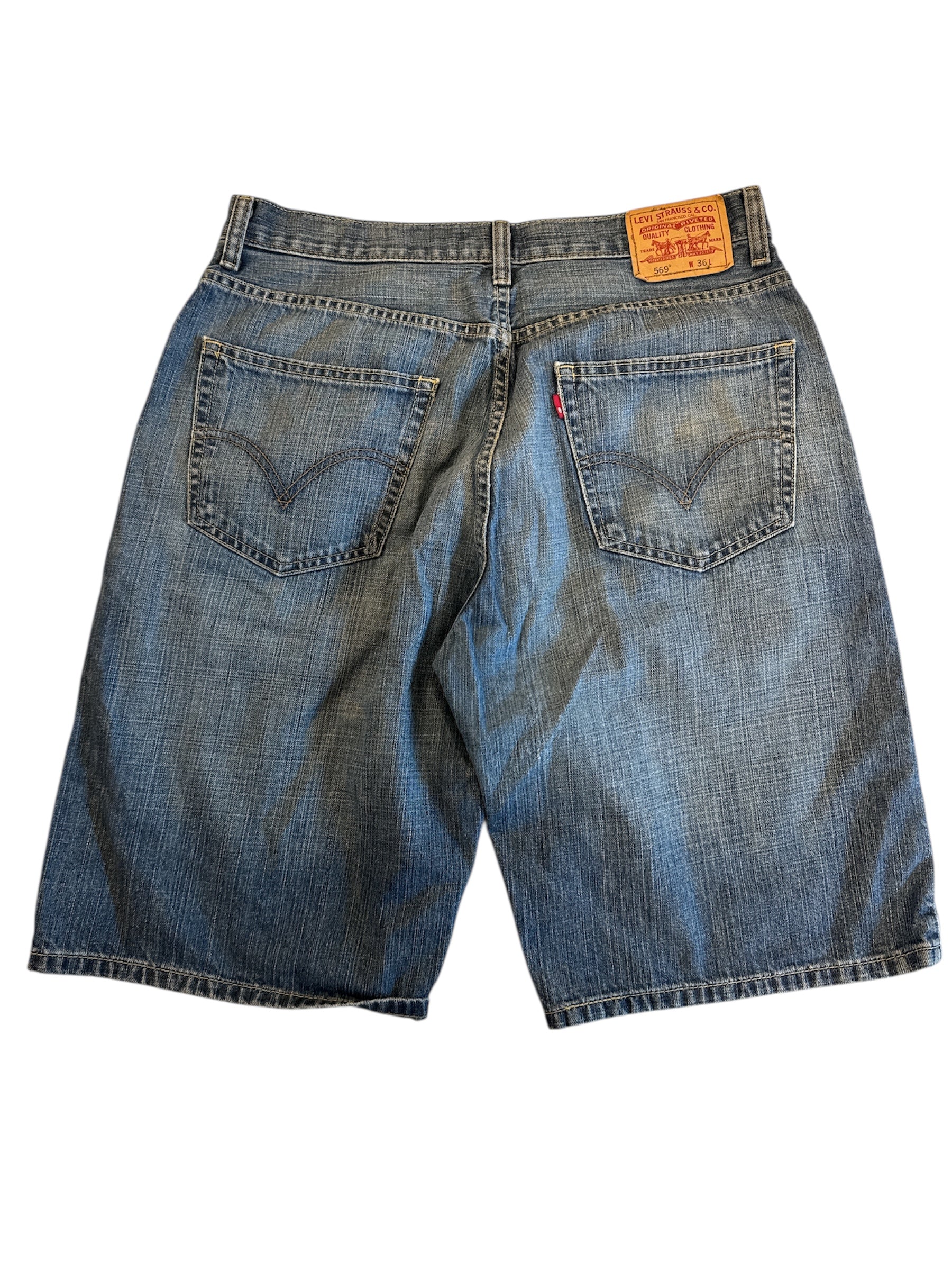 med wash levis jorts, 36 (fit like women's size 12)