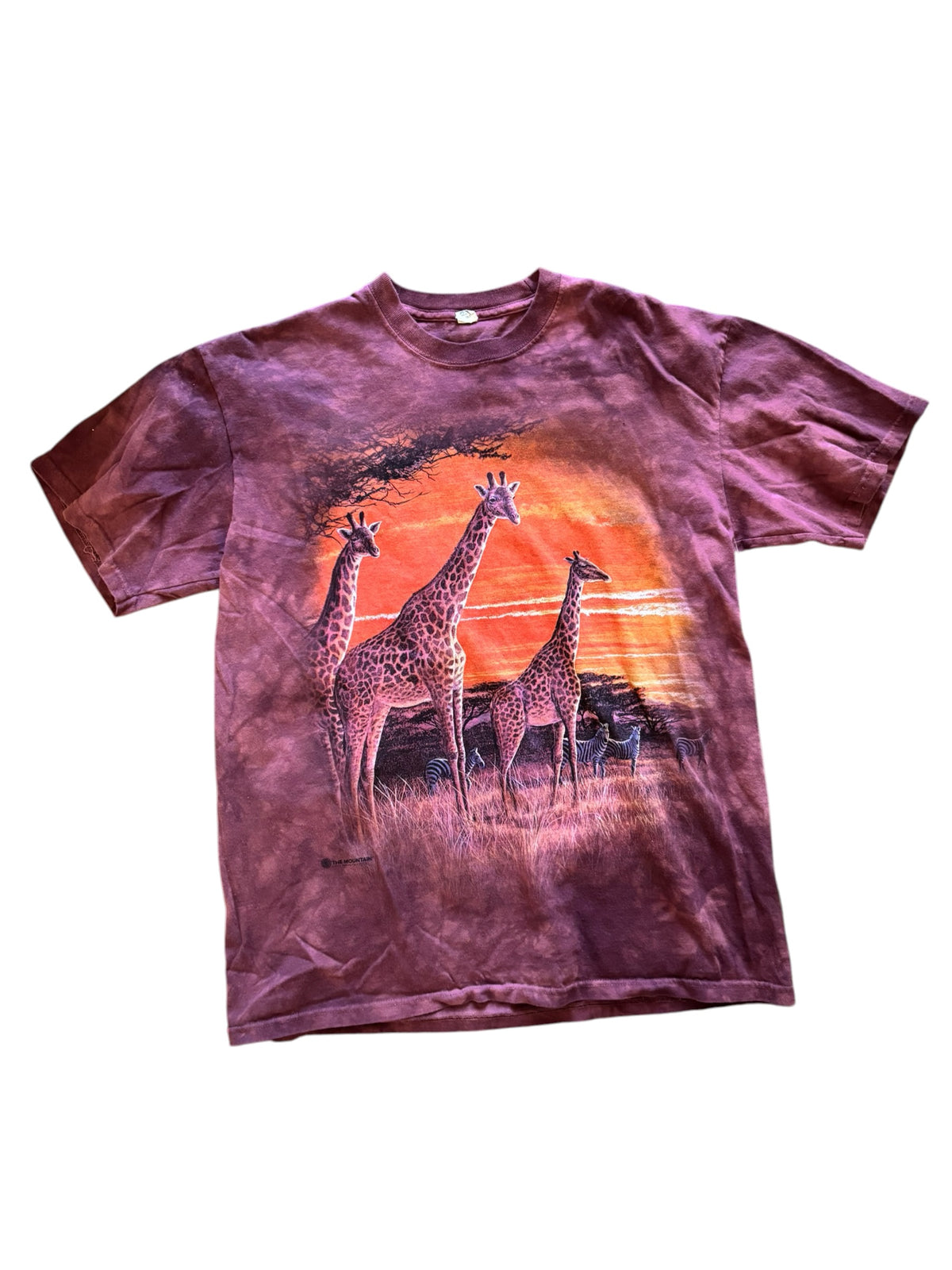 maroon  giraffe tee, L