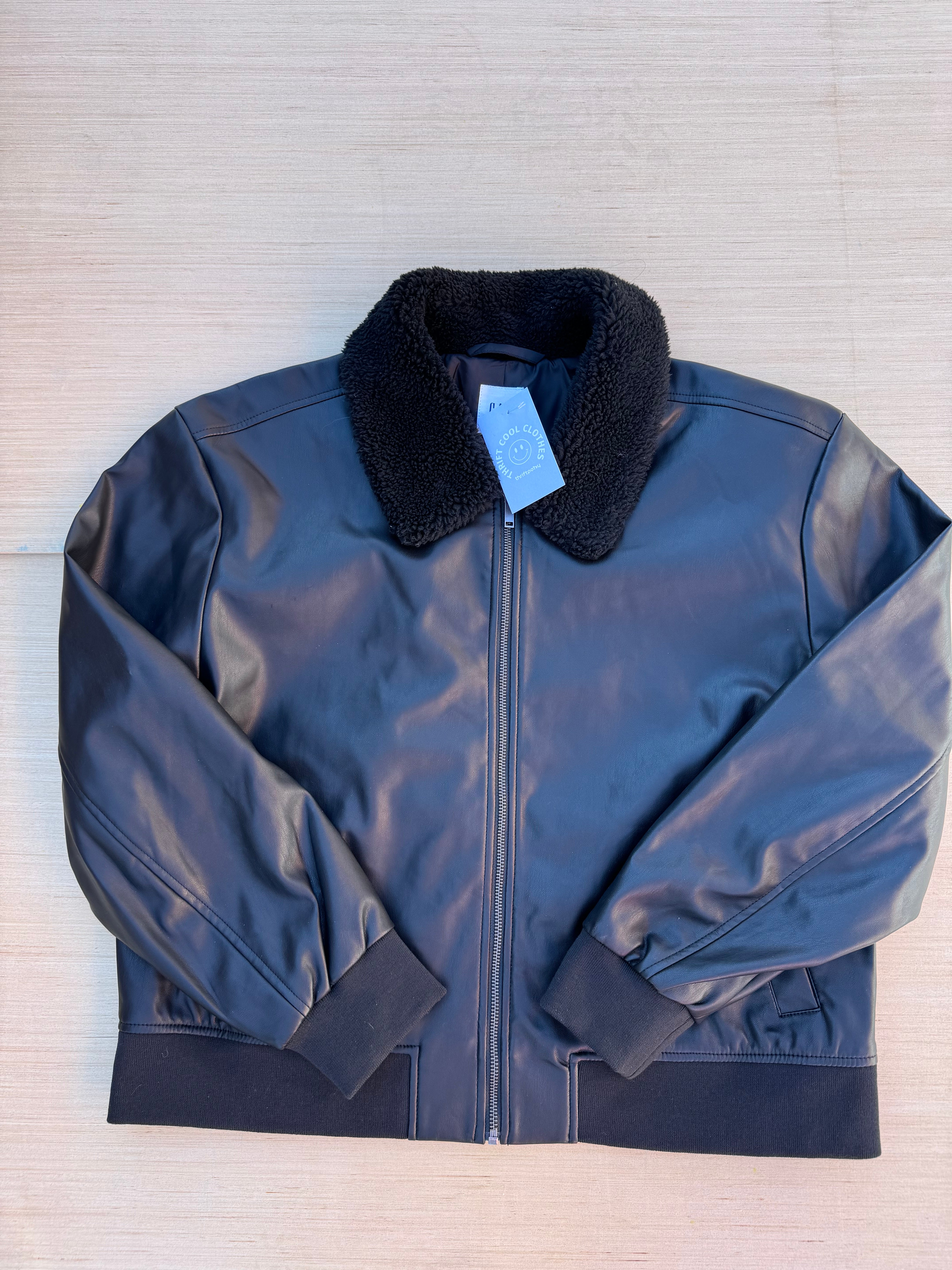 black gap pleather jacket w sherpa neck, xl