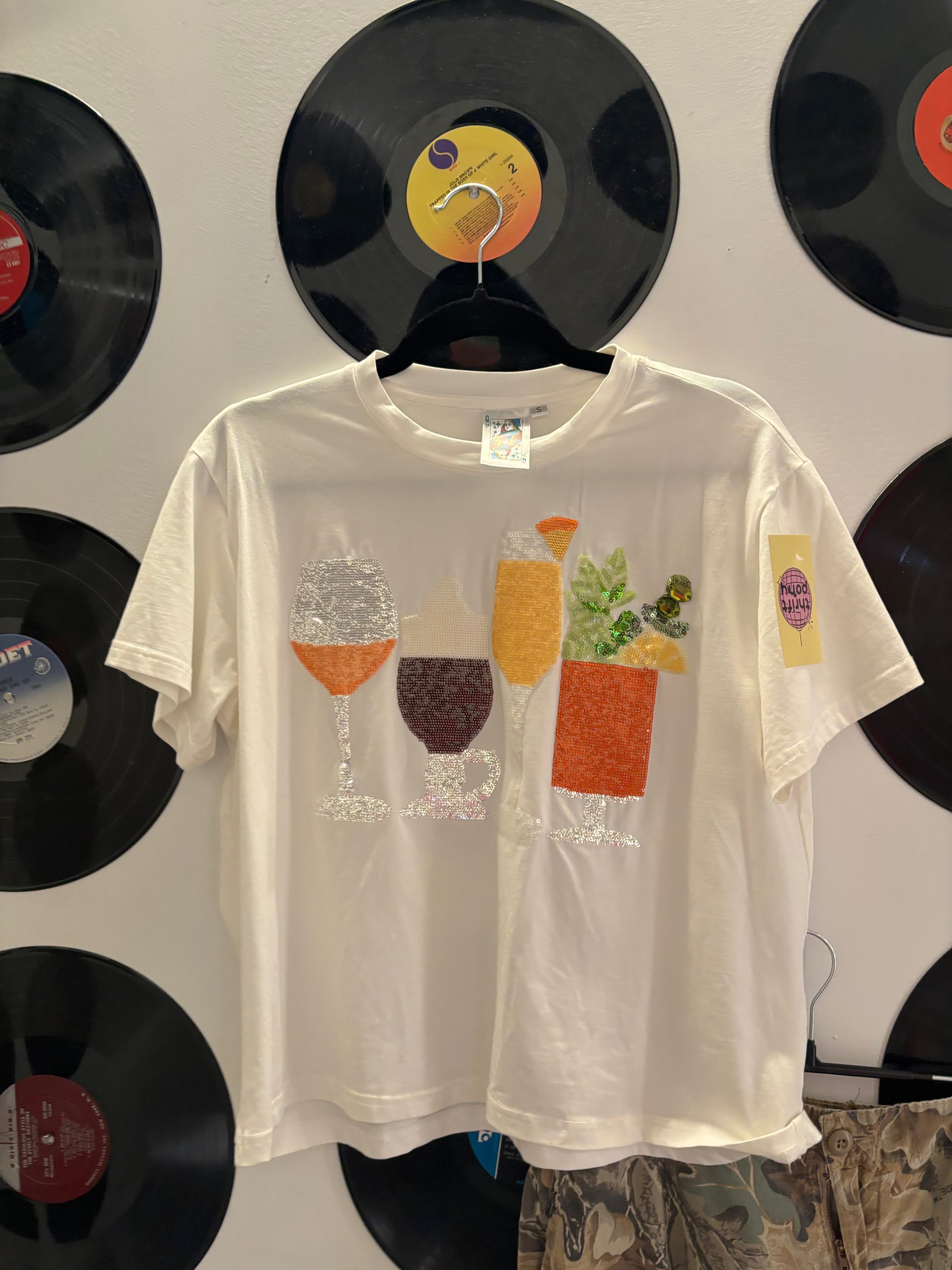 white orange queen of sparkles sequin cocktails tee, s