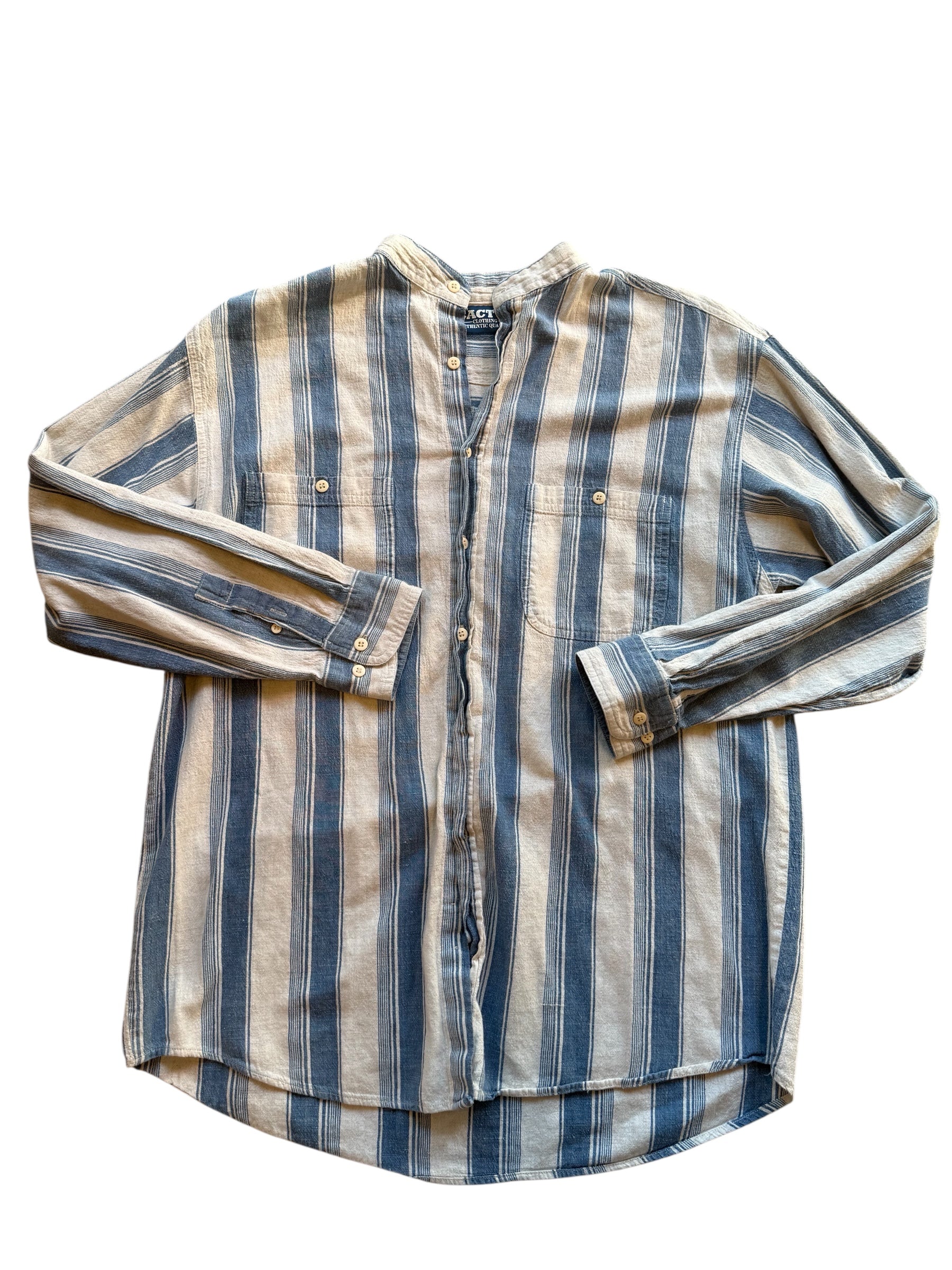 white blue cactus vtg striped chambray button down