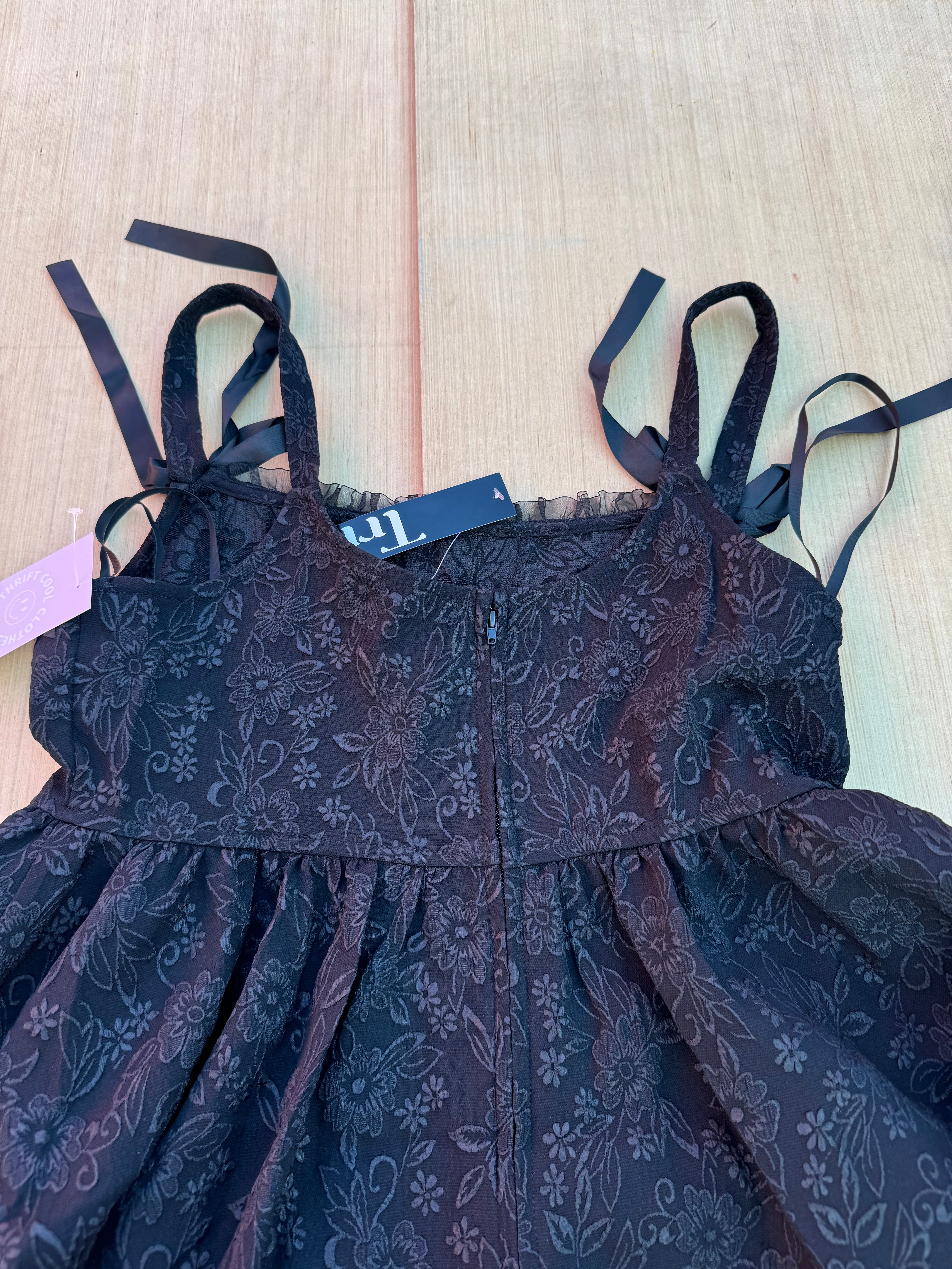 black trixxi corset style mini dress nwt, XL