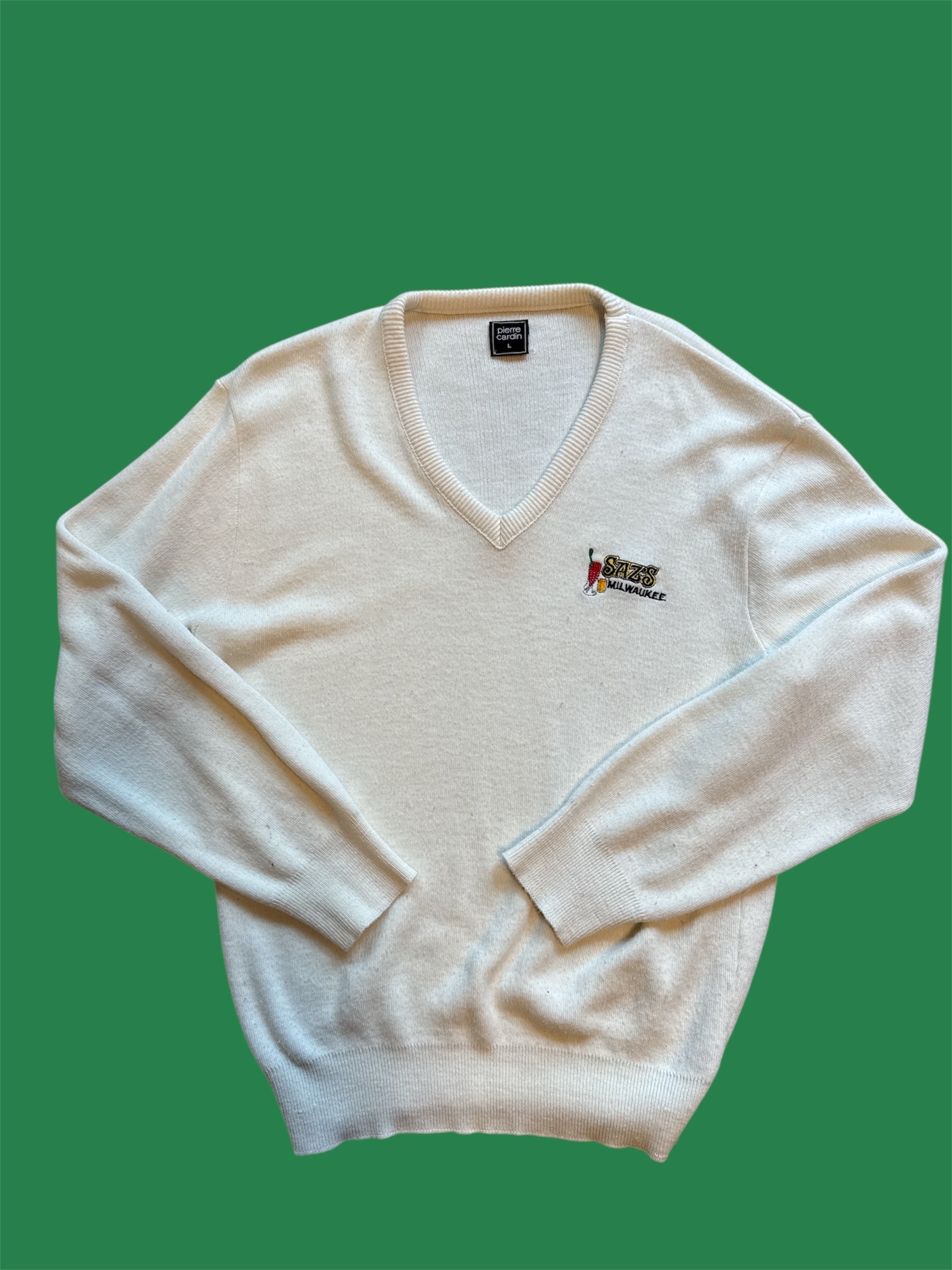white pierre cardin vtg knit sazs sweater, L