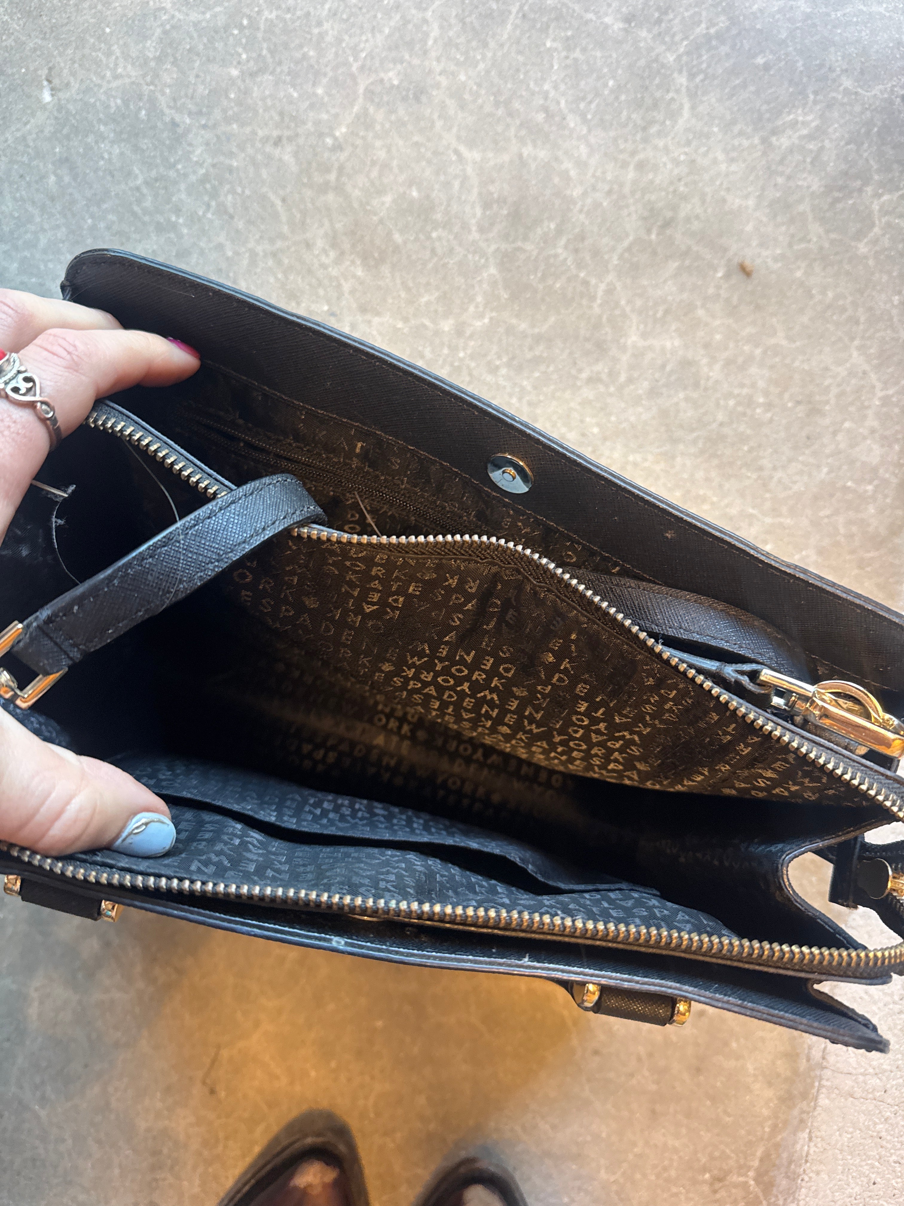 black beige kate spade polka dot handbag crossbody