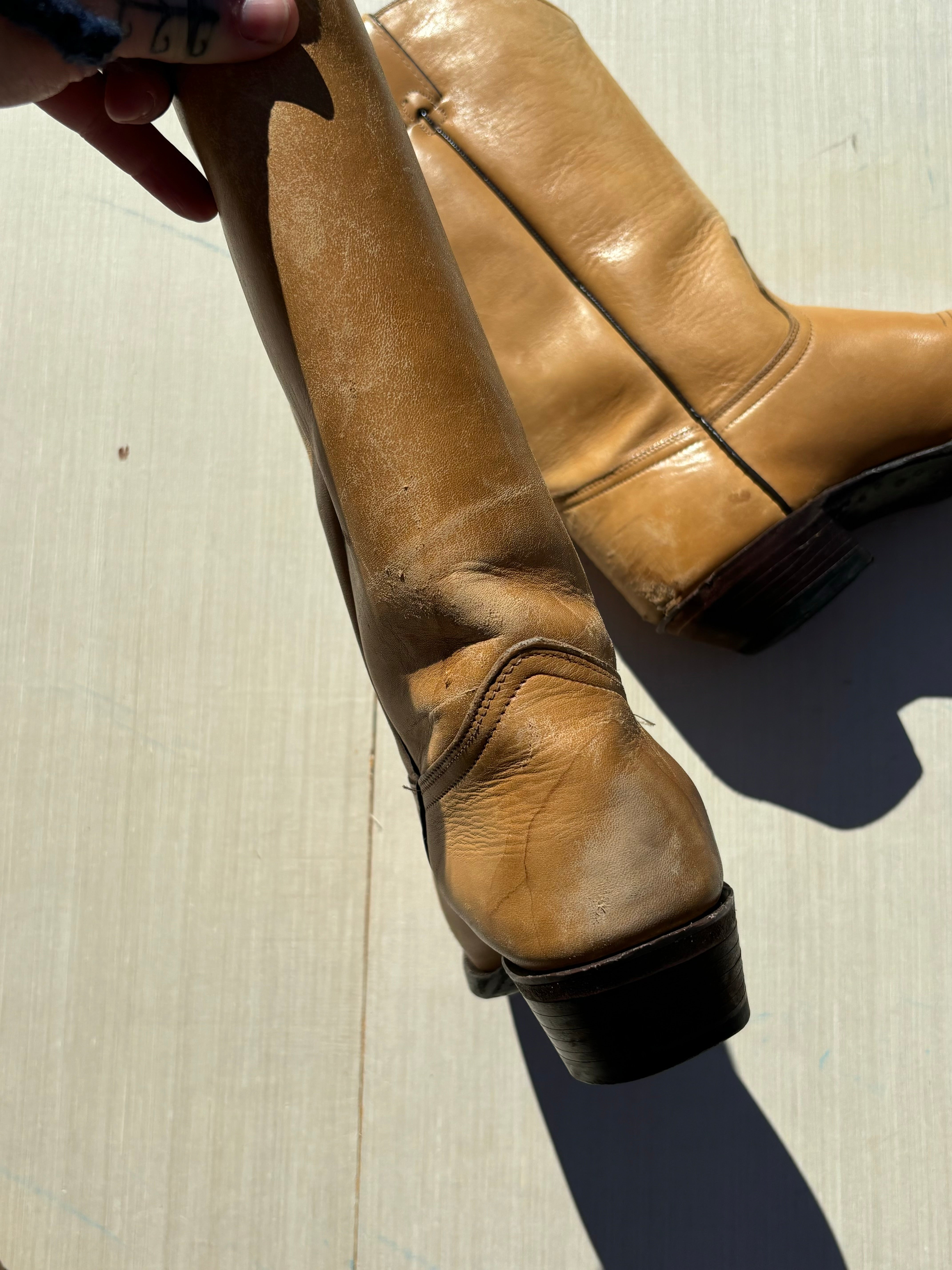 tan  cowboy boots, 10 mens