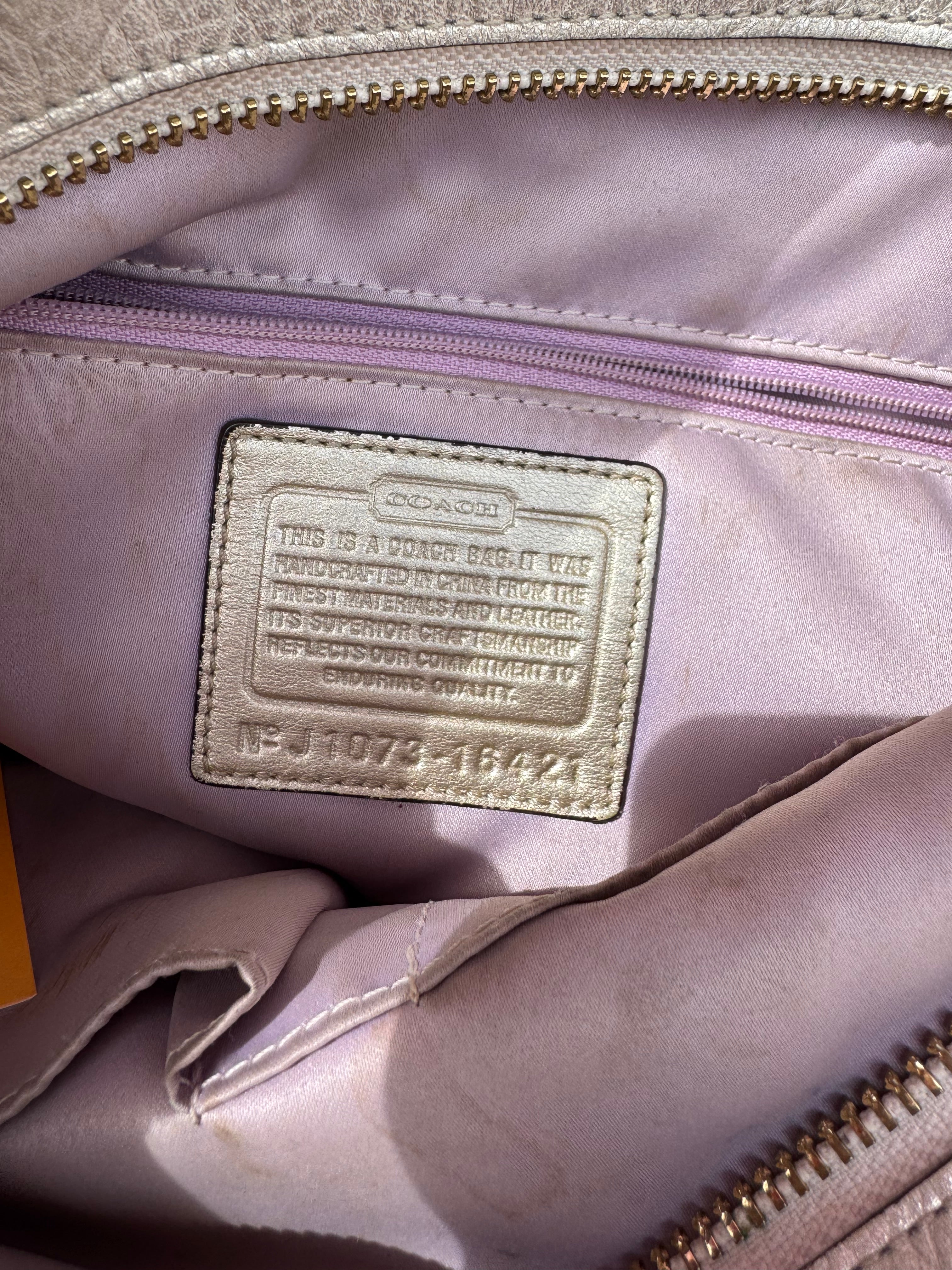 Silver Coach Logo leather shoulder bag 16241