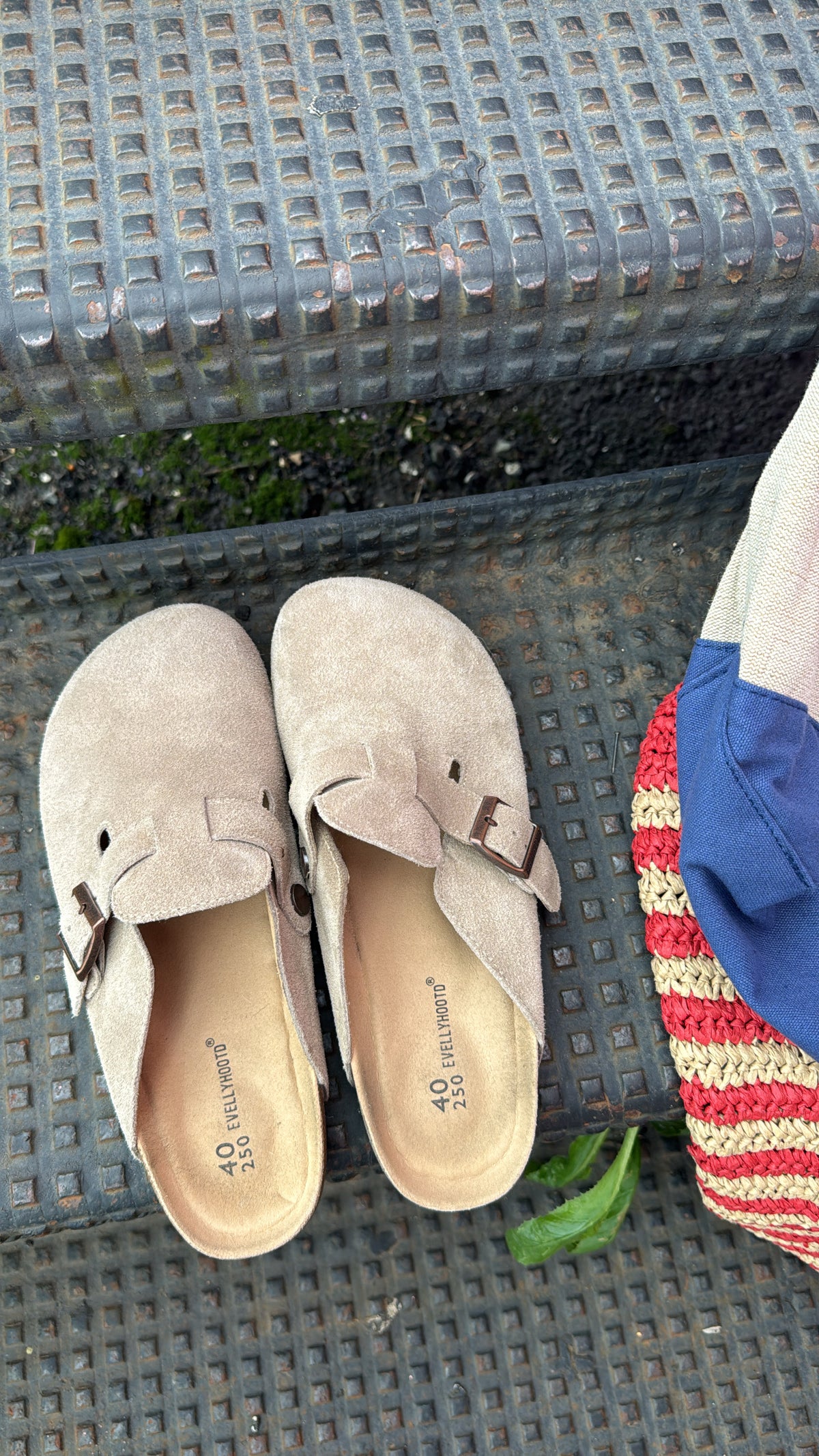 beige evellyhootd boston clogs, 40 (fits like 9 womens)