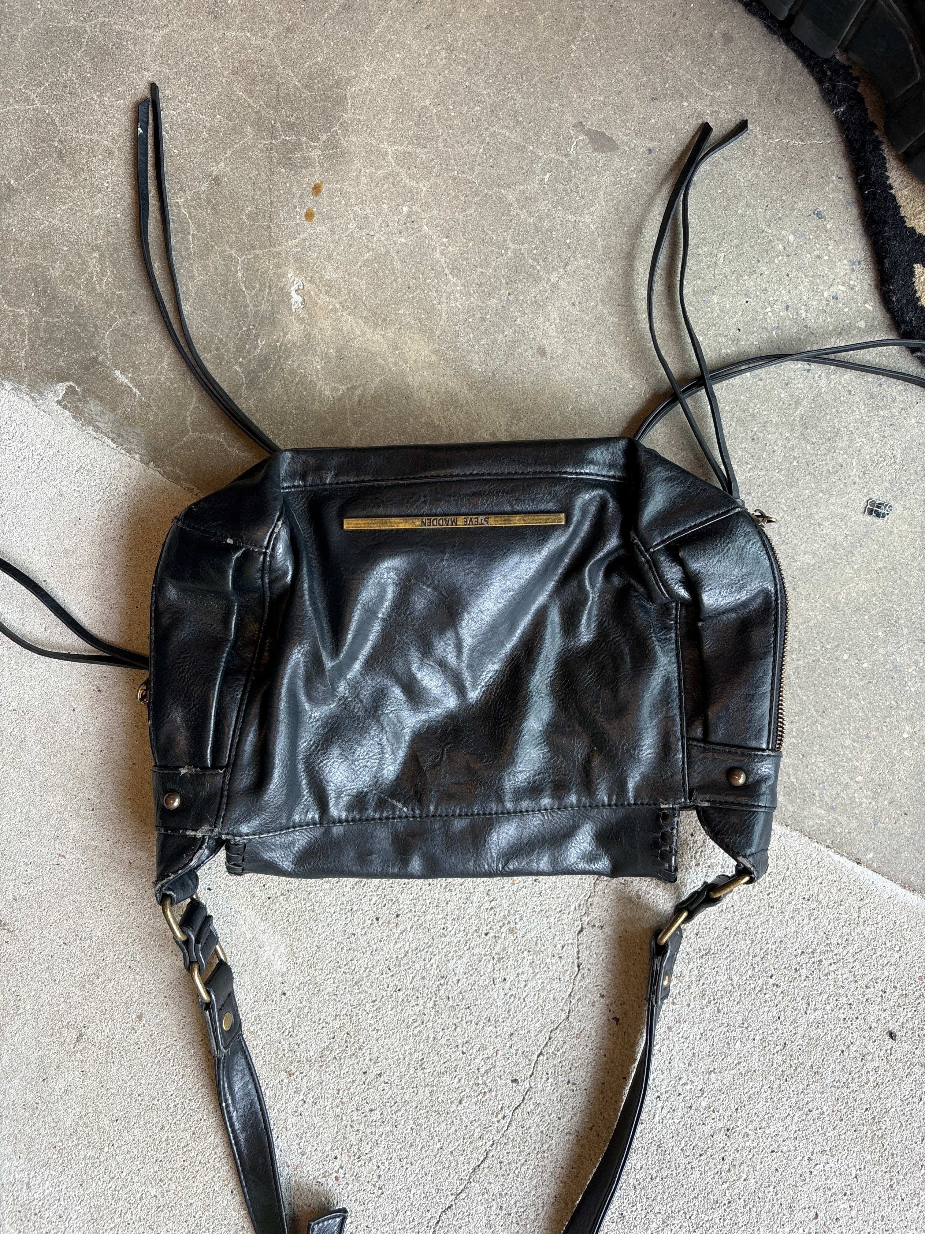 black steve madden leather bag