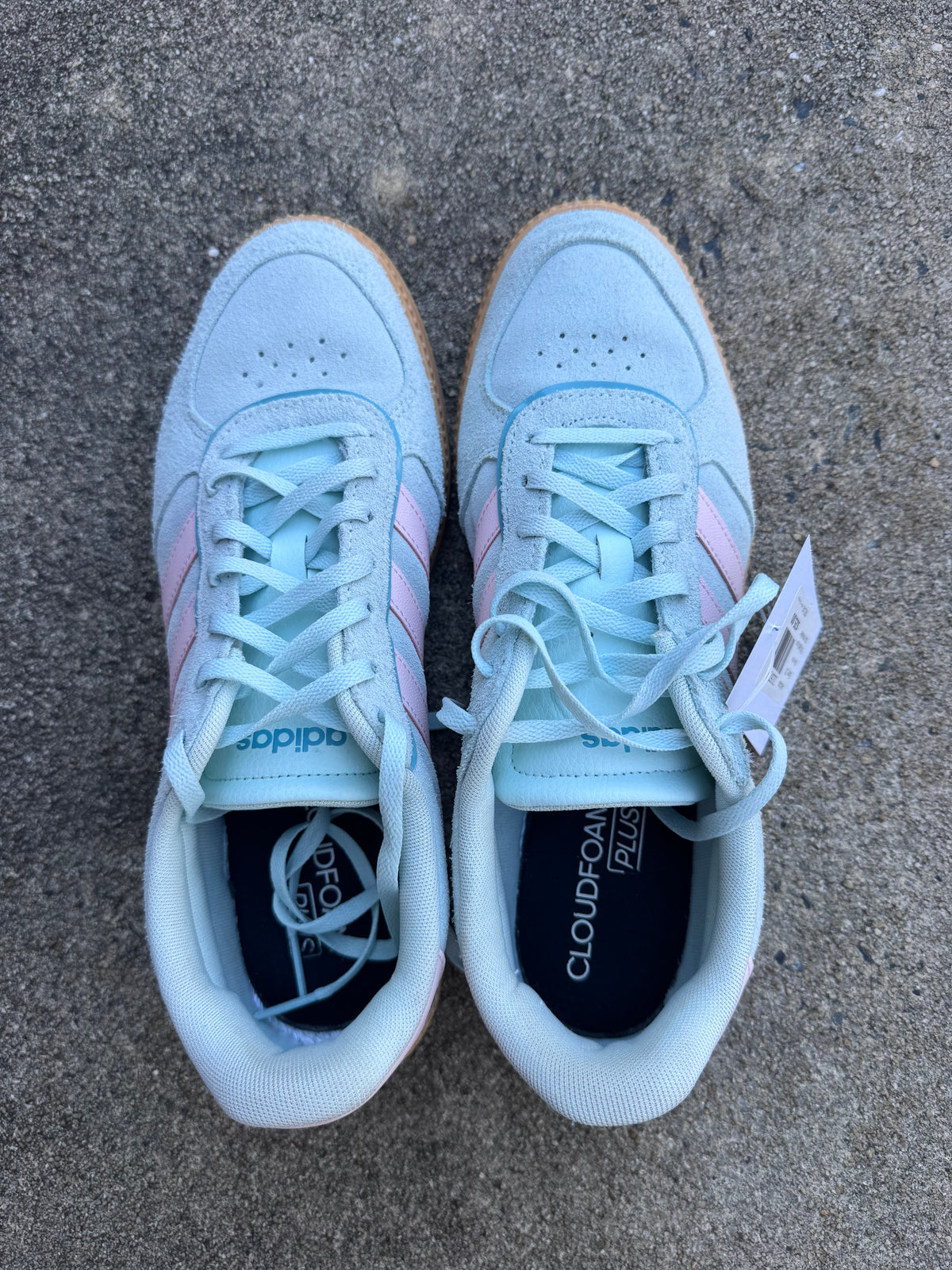 Blue pink Adidas Striped low top sneaker, 10