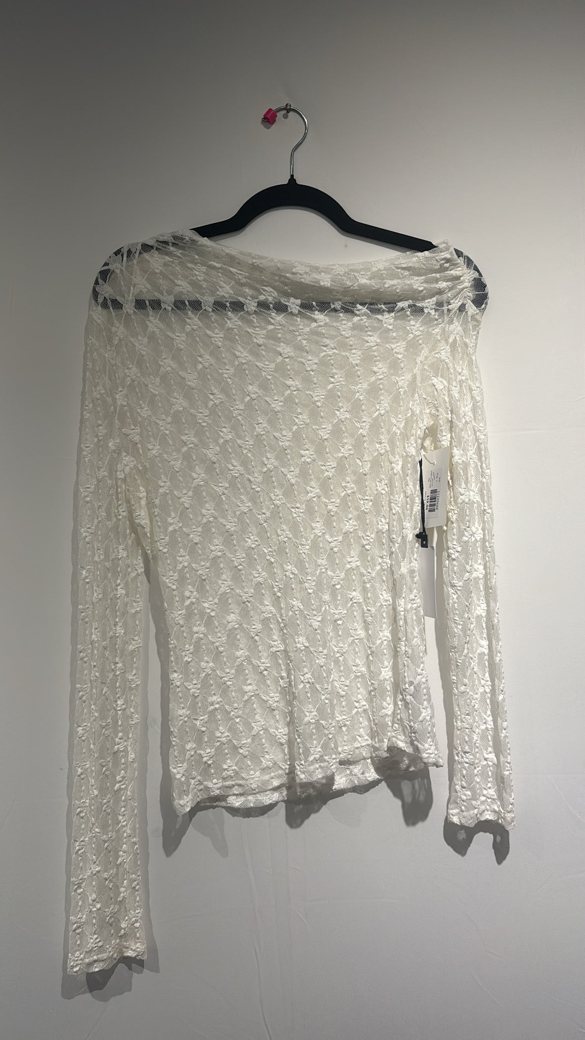 cream astr NWT lace ls asymmetrical top, L
