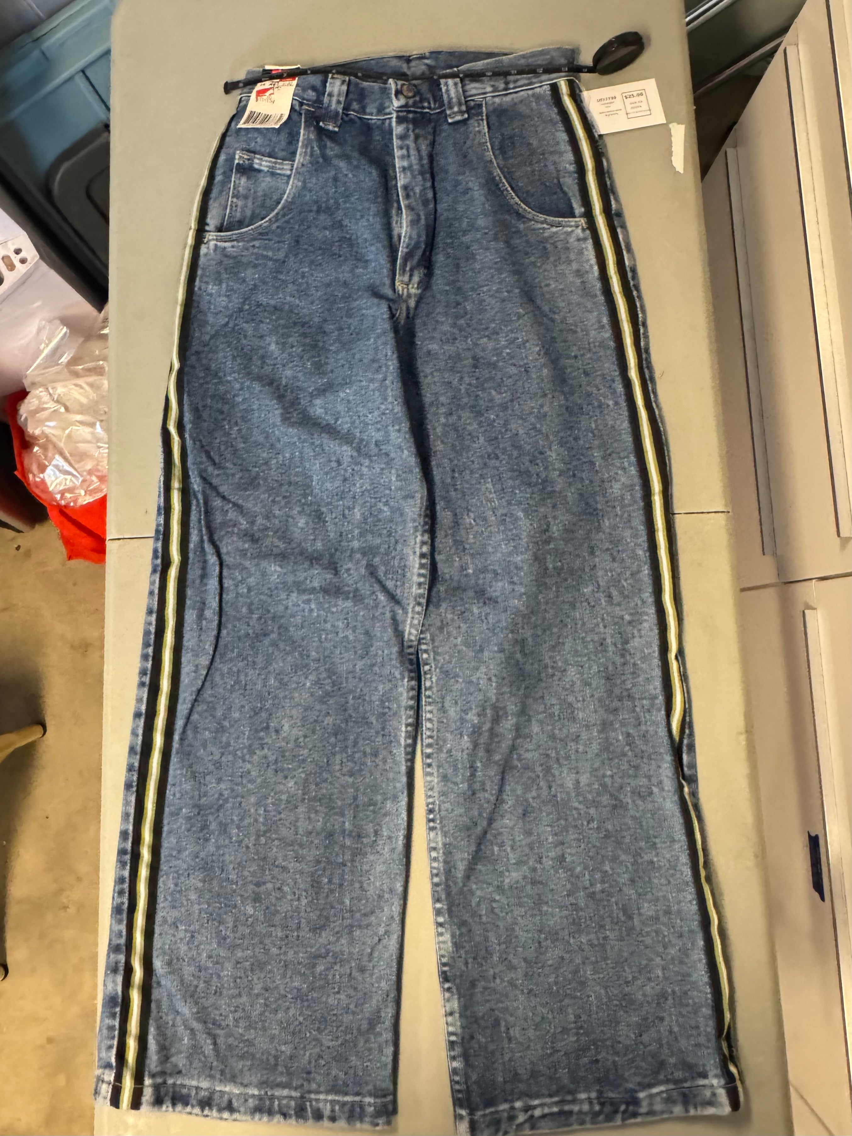 blue wrangler dead stock wide leg jeans, 16