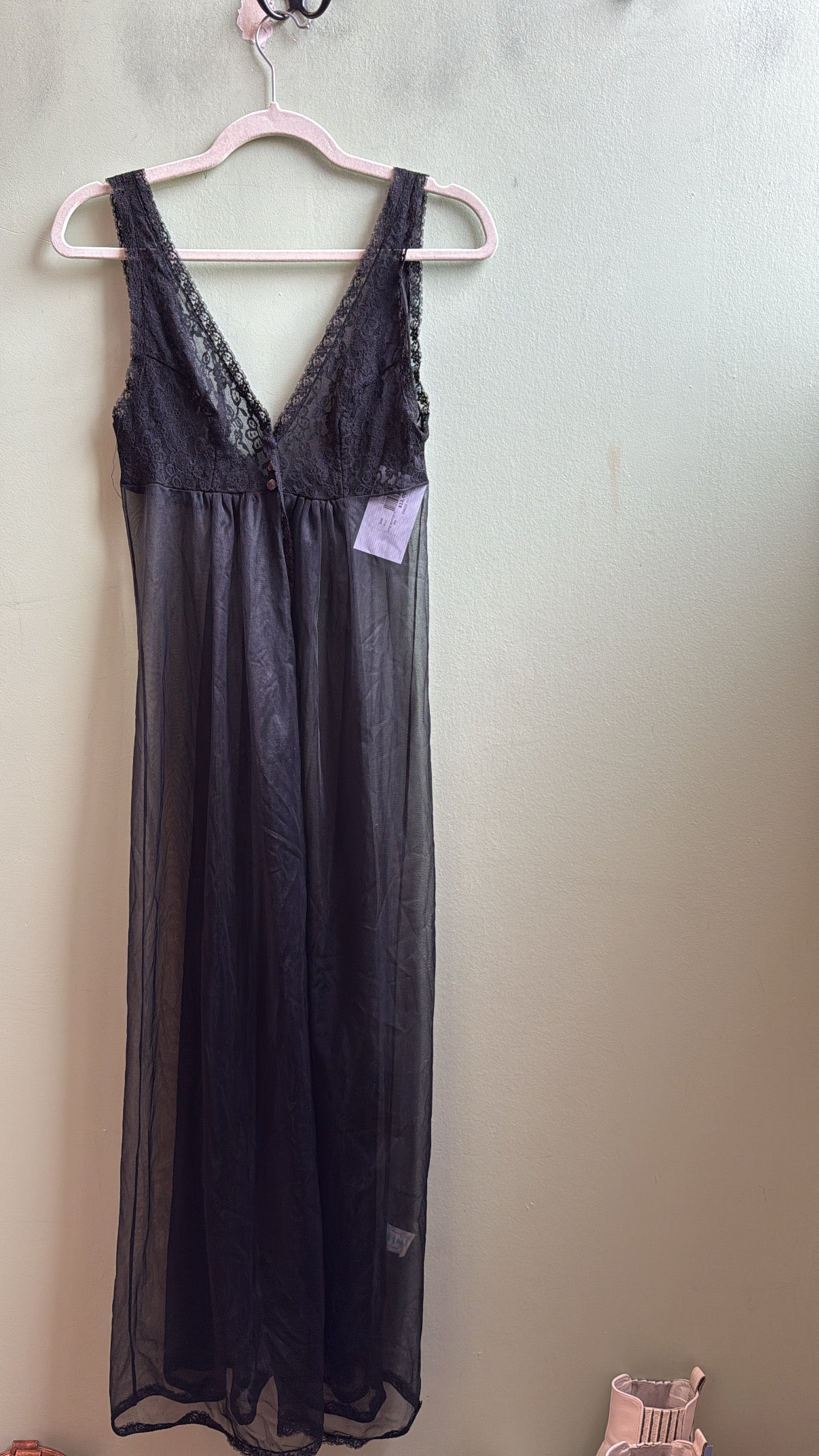 Black vtg Long open tank slip, s