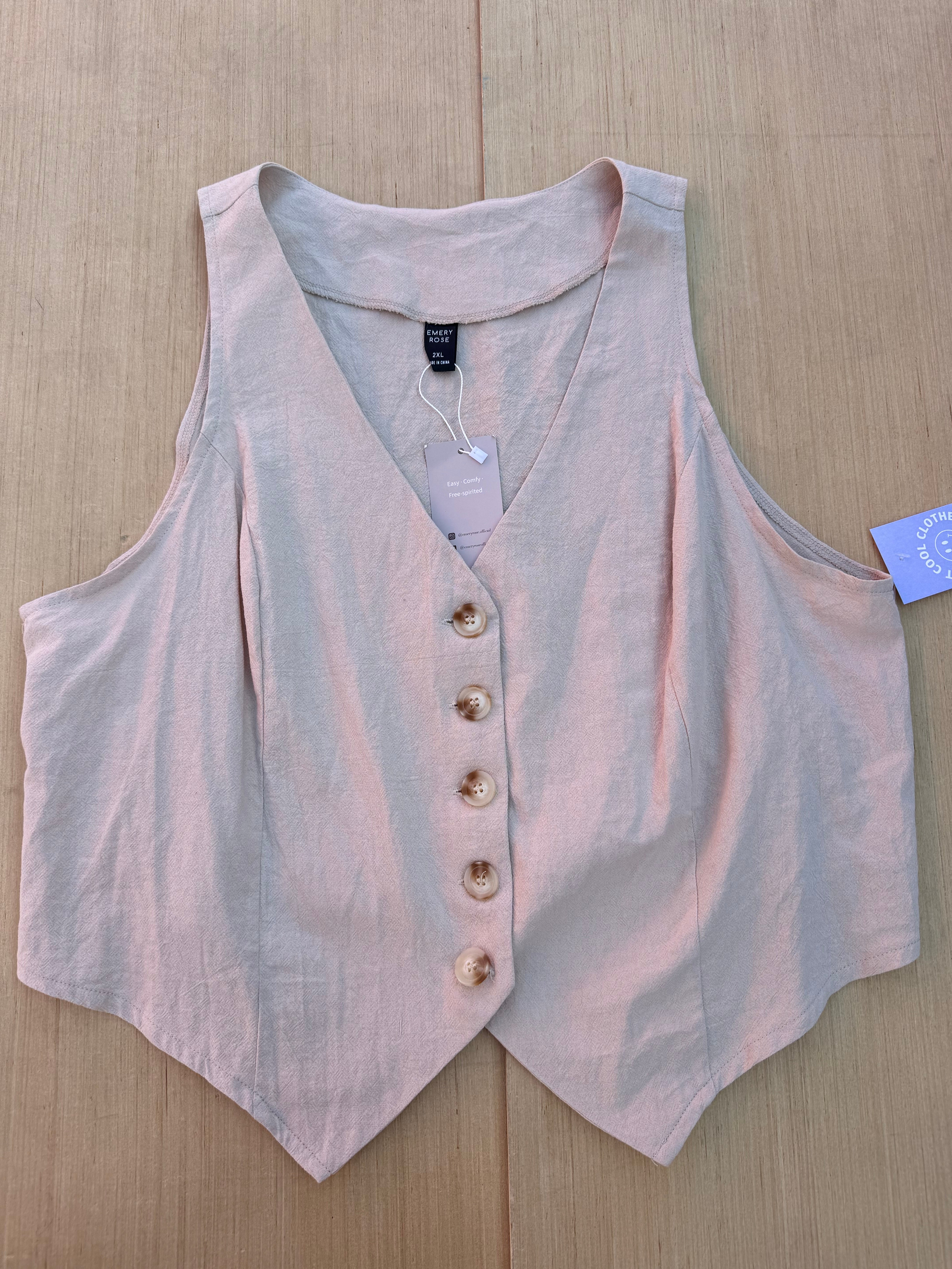 tan emery rose nwt vest, 2x