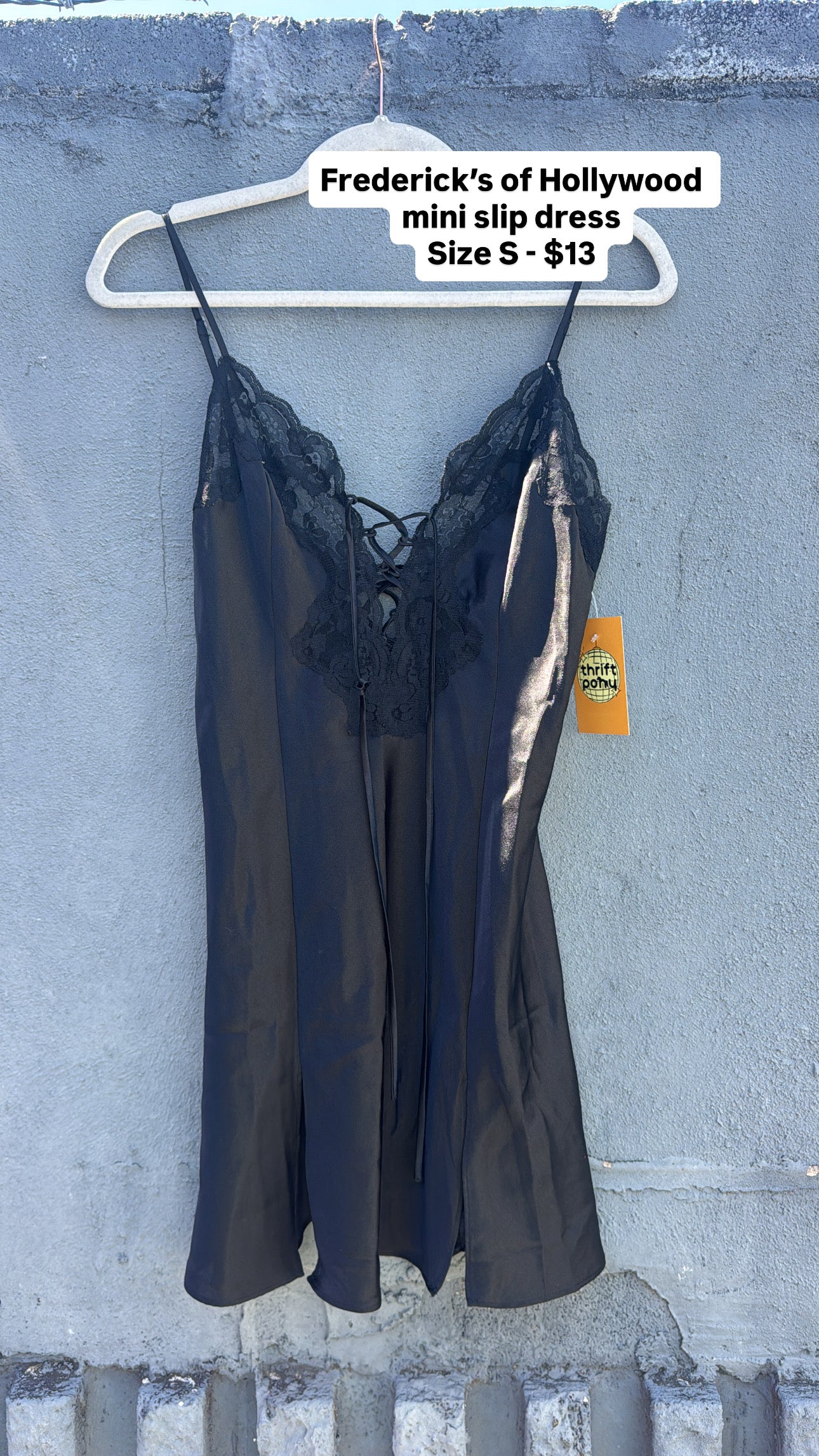 black fredericks slip w lace, s