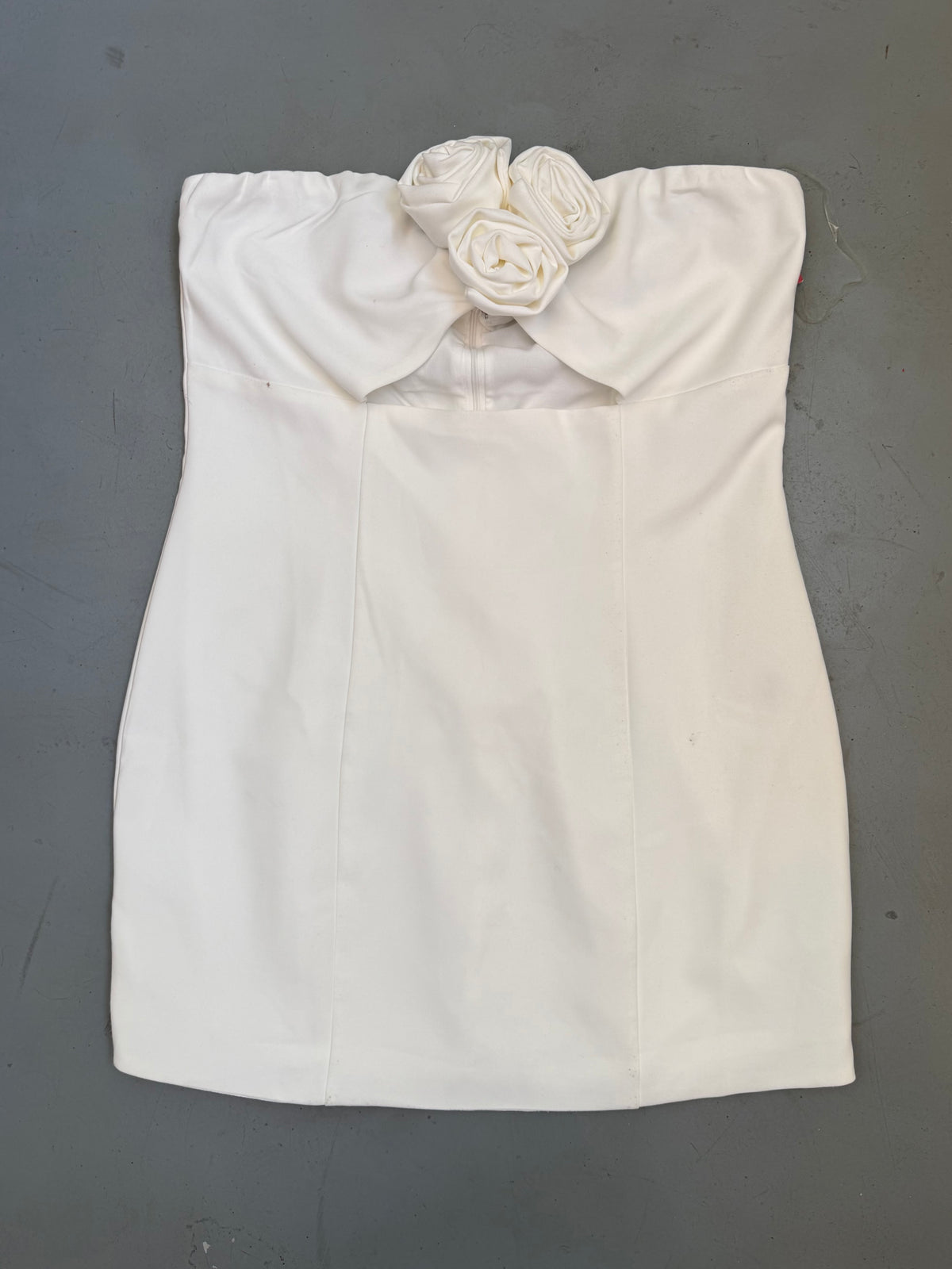 white nova luxe strapless mini w roses, 1XL