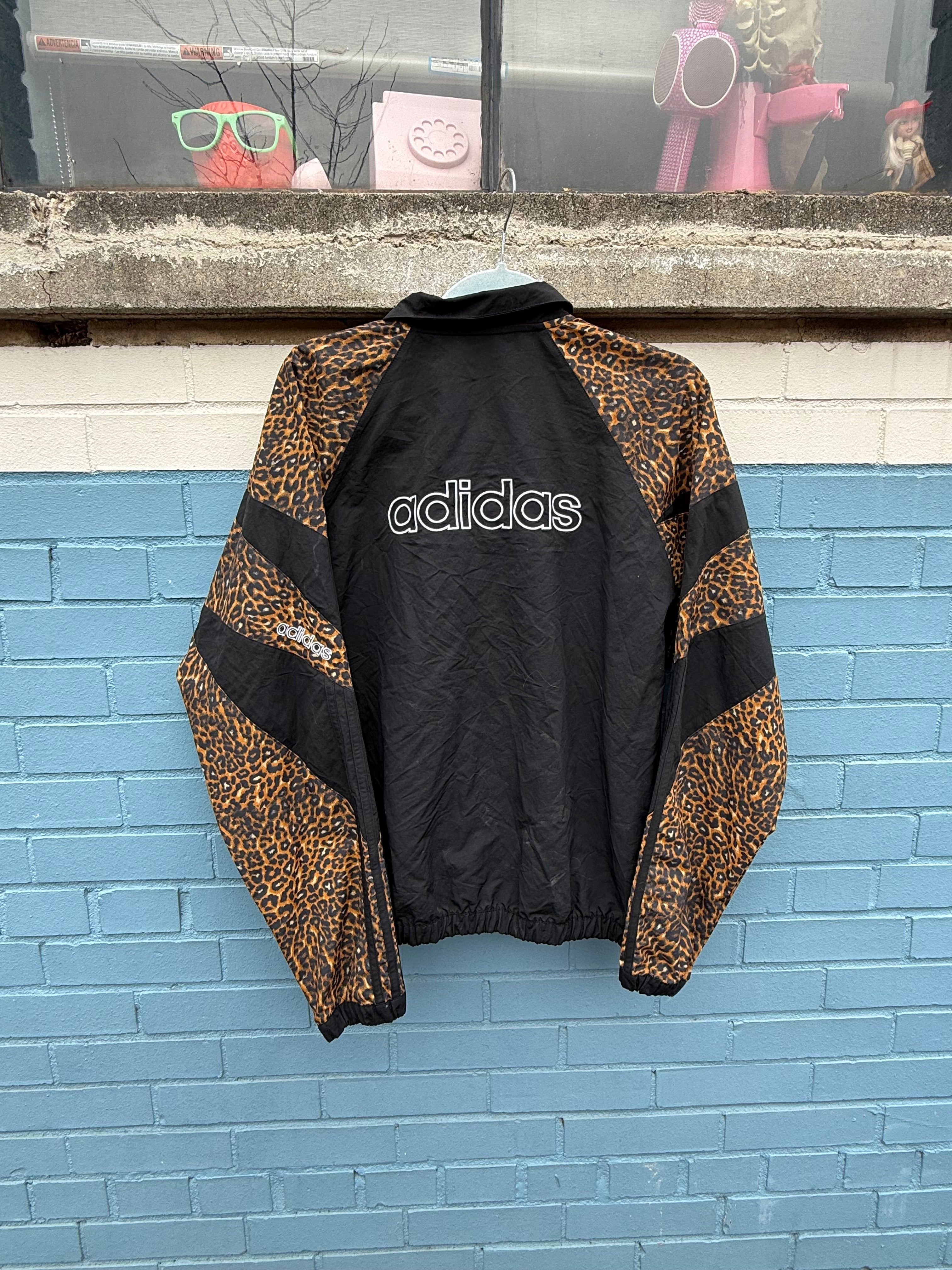 black brown adidas cheetah sleeve windbreaker, XS