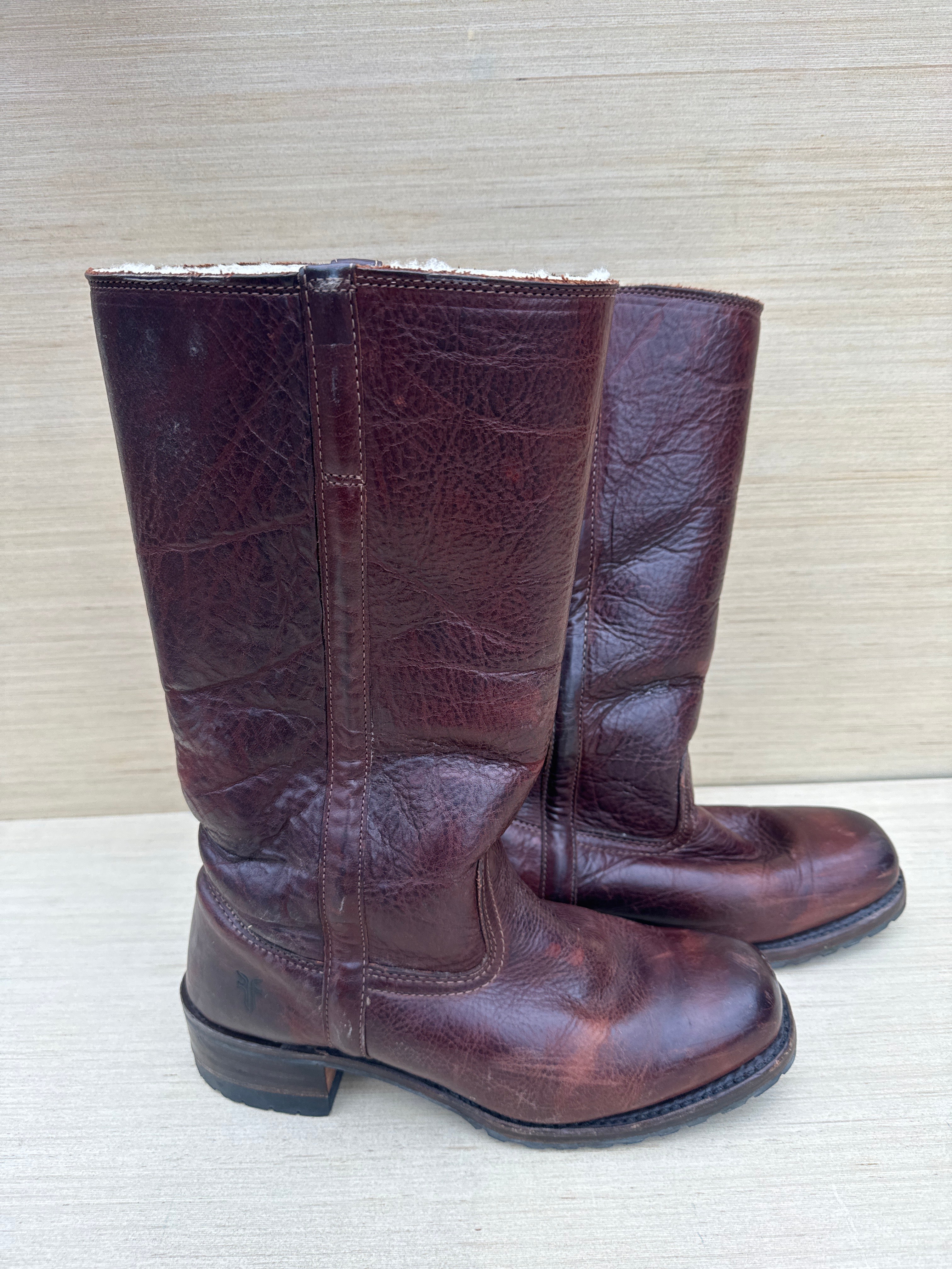 Brown FRYE vintage sherpa lines campus boots, 9.5 womens