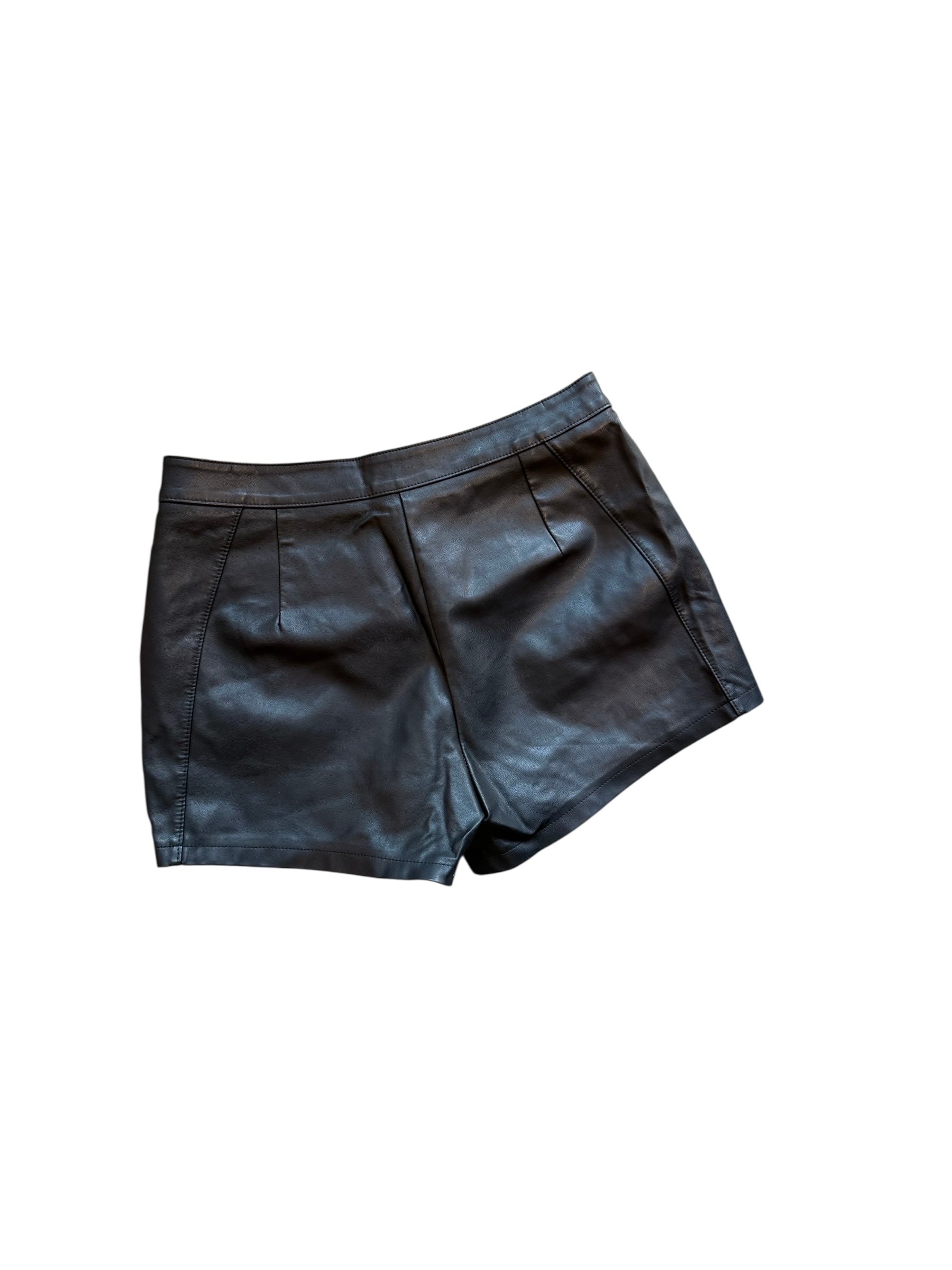 black french kiss pleather shors, L