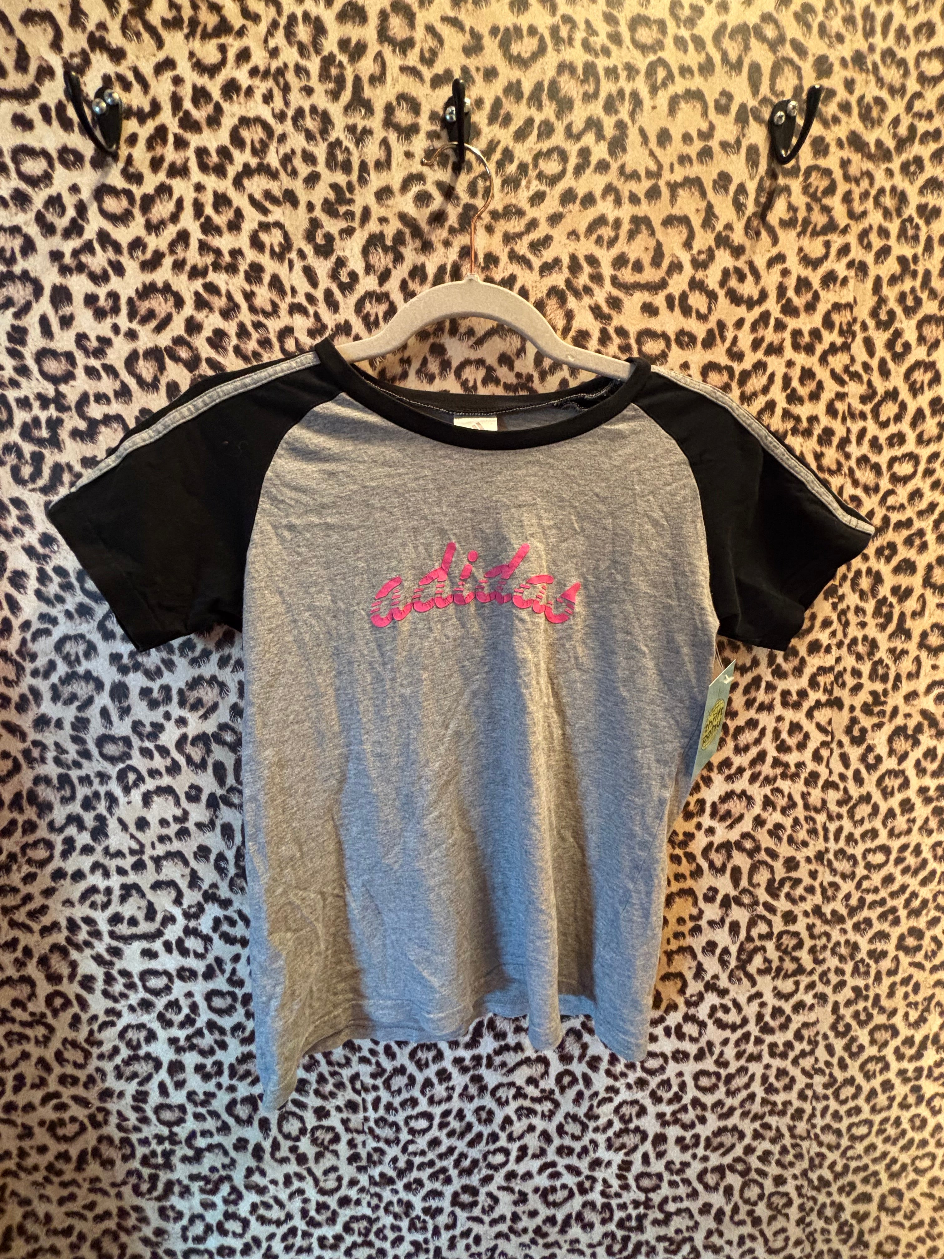 grey black adidas striped tee, m