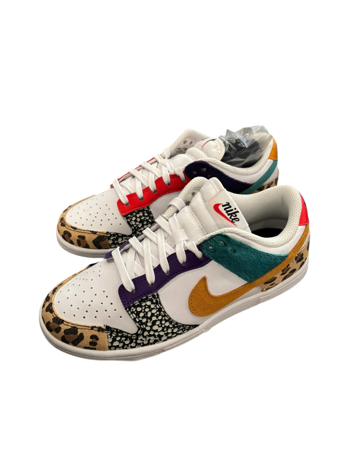 white red green nike colorblock snimal print sneakers, 5.5