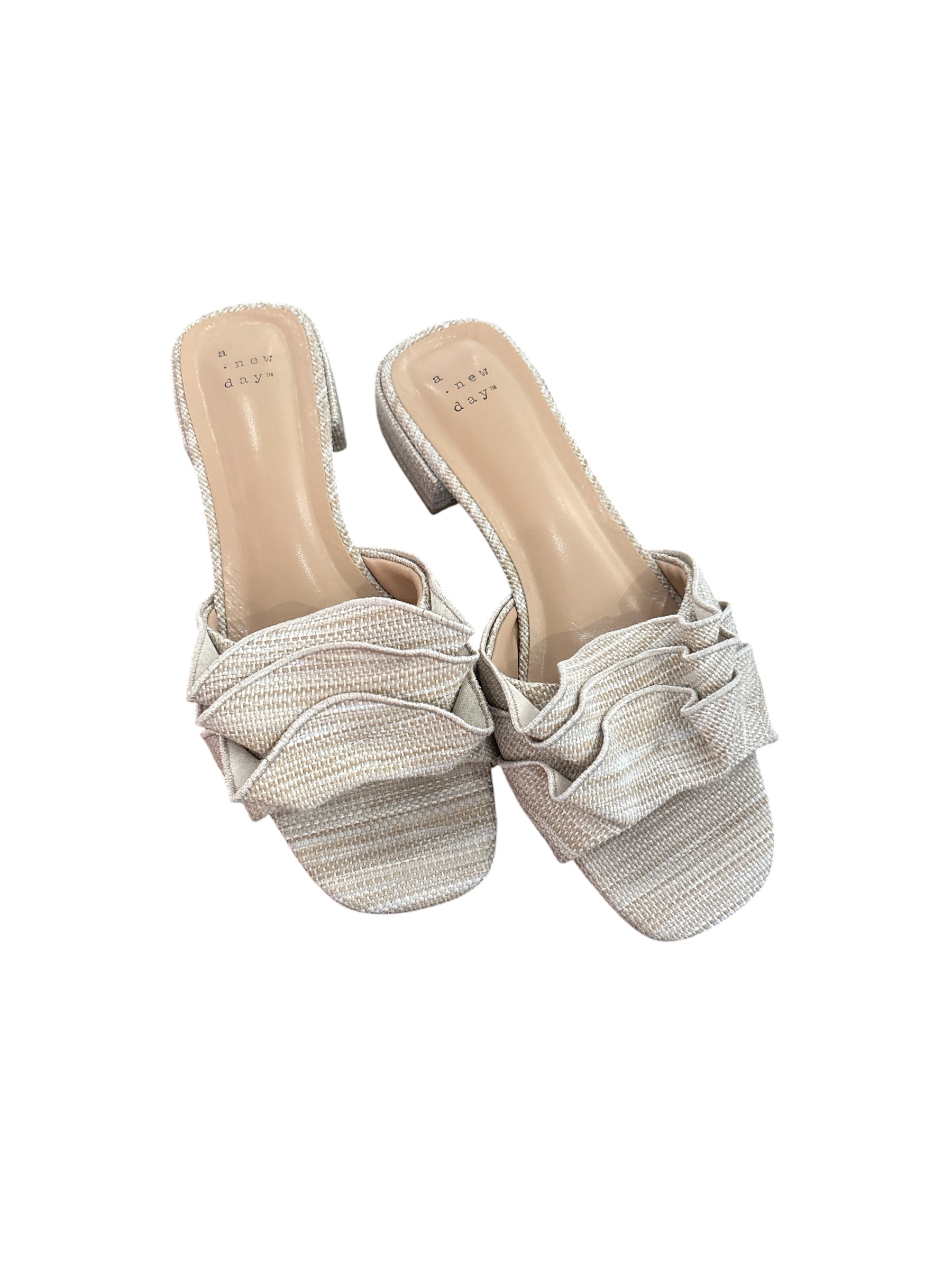 beige a new day textured wavy sandals, 7.5