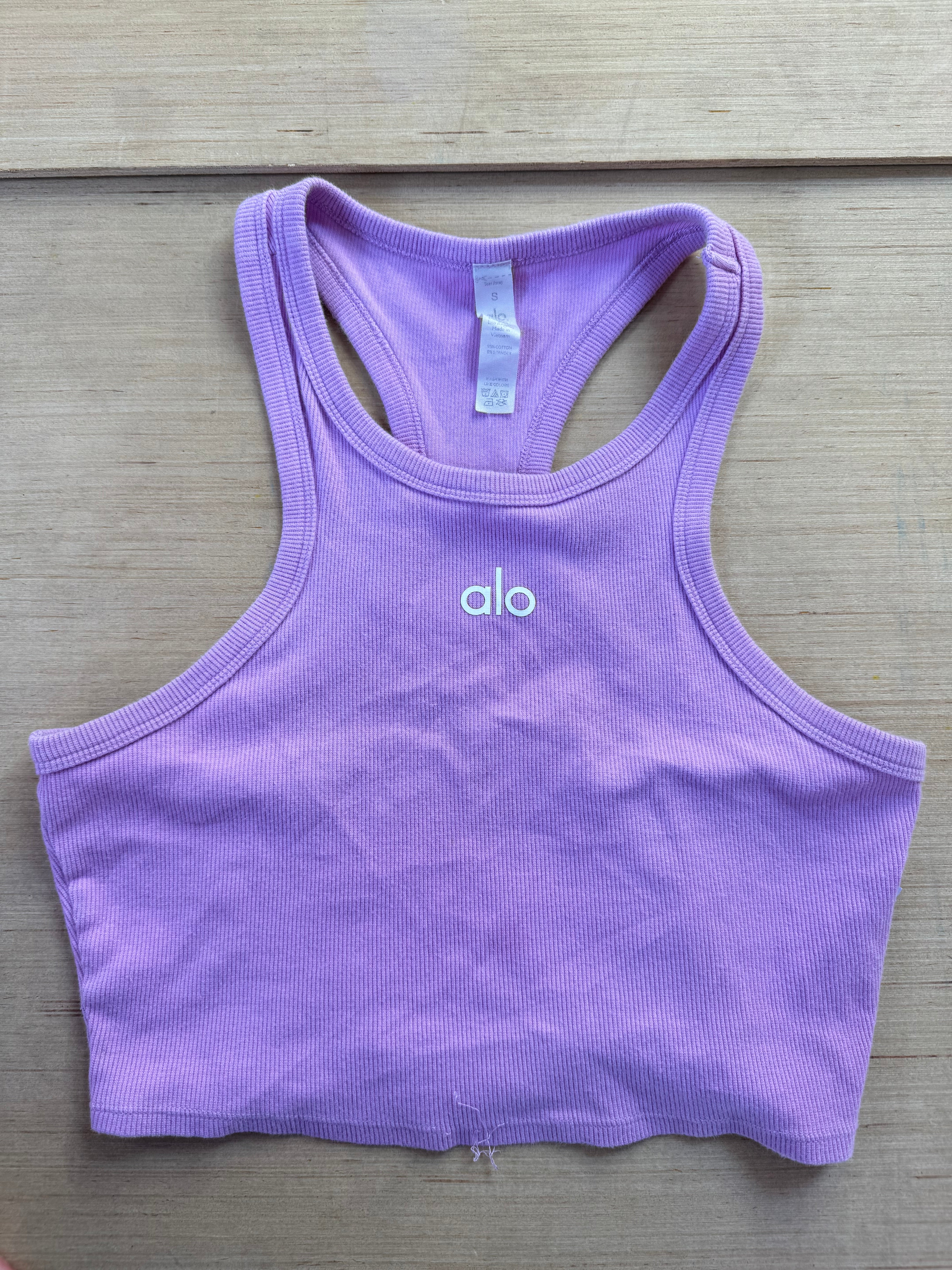 pink alo branded tank, s