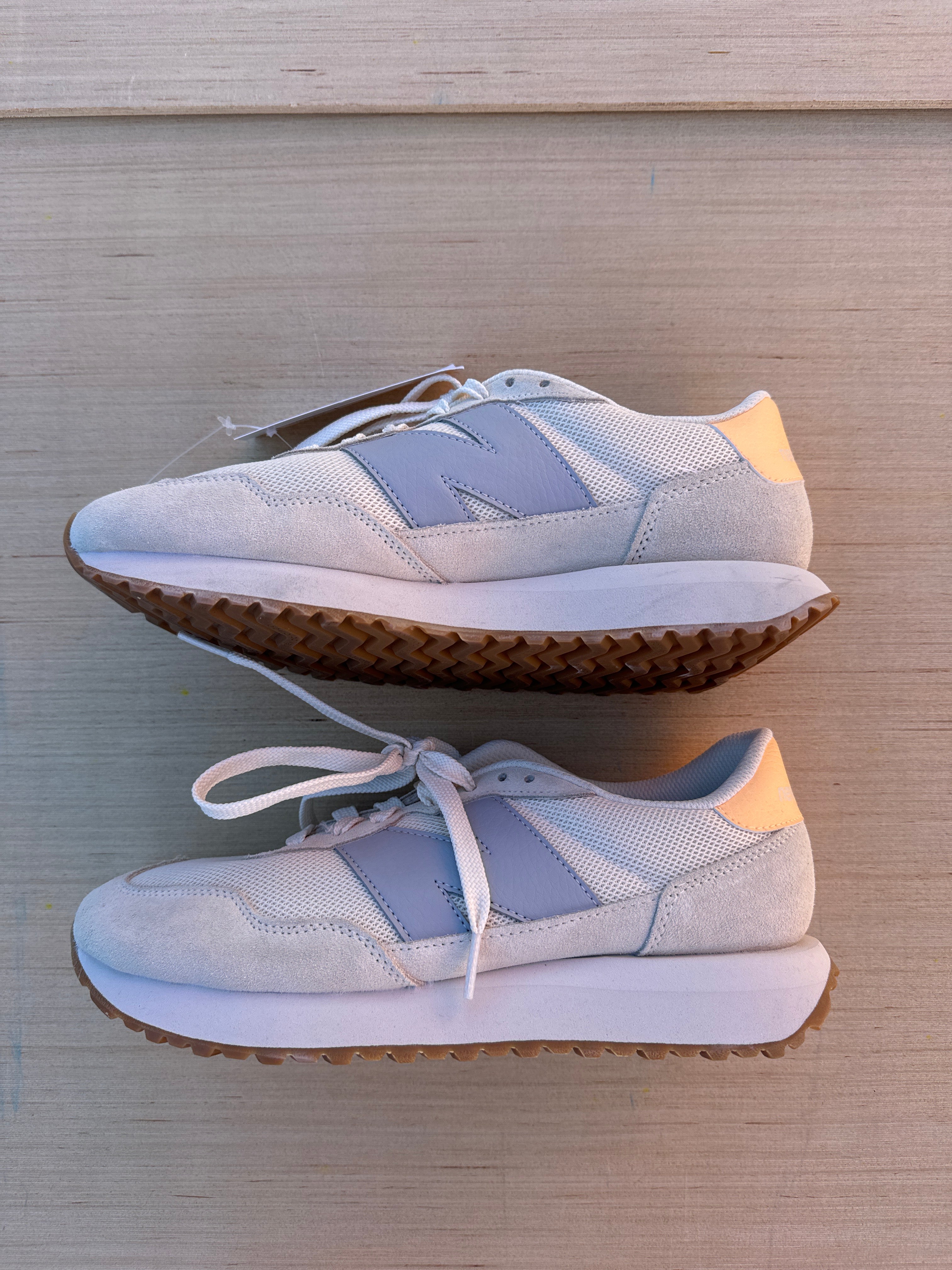 cream blue new balance 237 sneakers, 8 women’s
